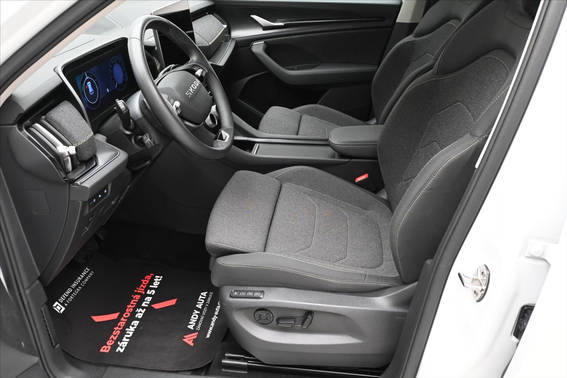 Main photo of the car Skoda Kodiaq 1,5 TSI iV 150kW DSG Selection Záruka až 5 let (14)