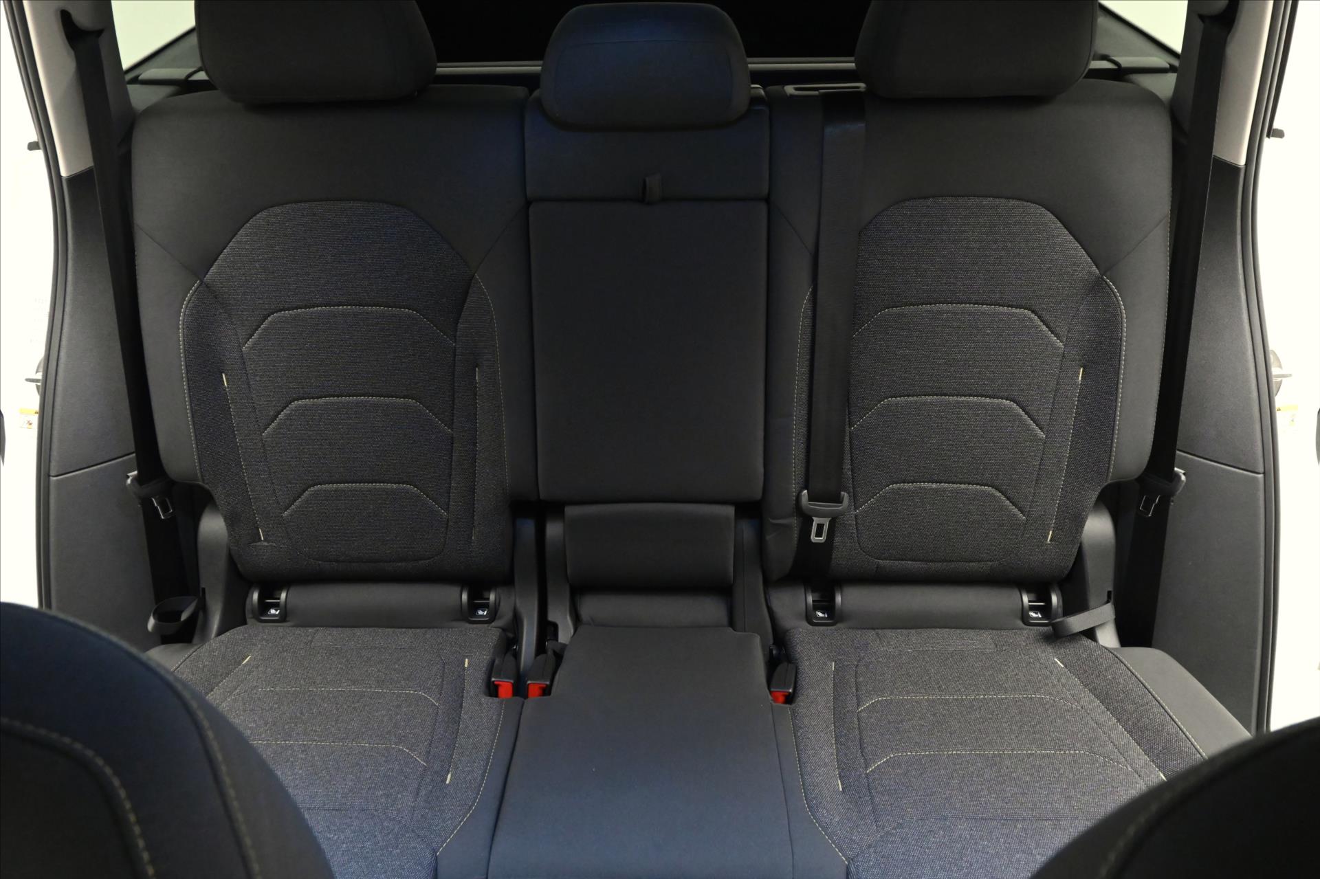 Hlavní fotografie vozu Škoda Kodiaq 1,5 TSI iV 150kW DSG Selection Záruka až 5 let (30)