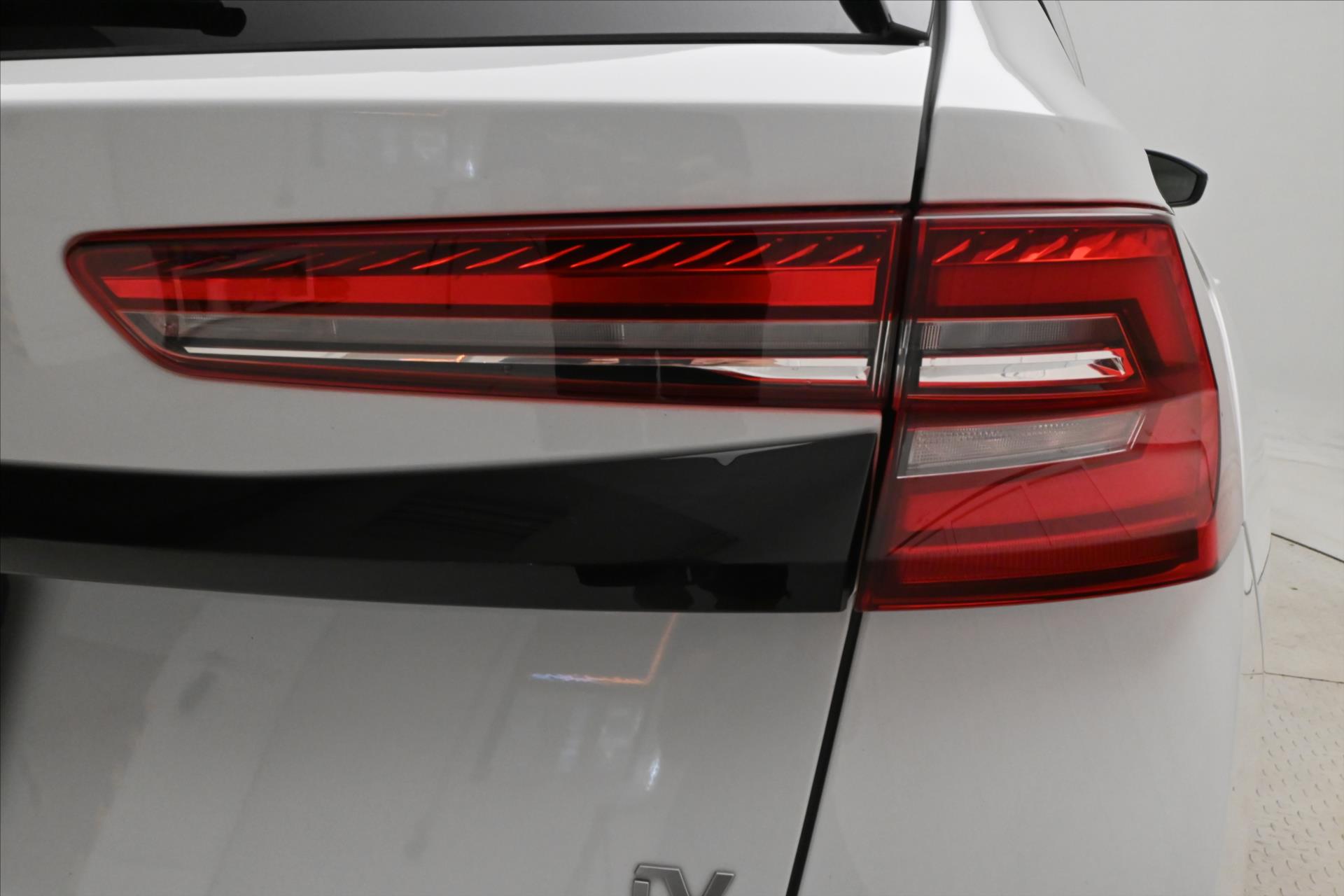 Hlavní fotografie vozu Škoda Kodiaq 1,5 TSI iV 150kW DSG Selection Záruka až 5 let (33)