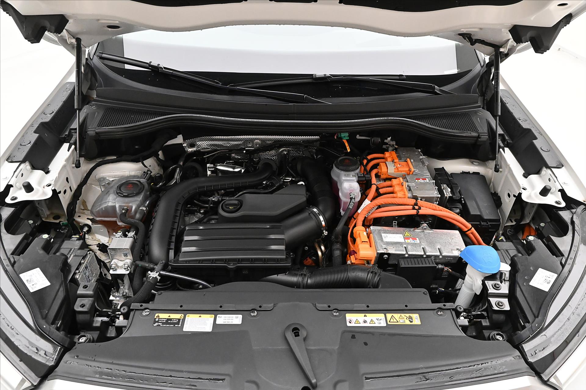 Hlavní fotografie vozu Škoda Kodiaq 1,5 TSI iV 150kW DSG Selection Záruka až 5 let (9)