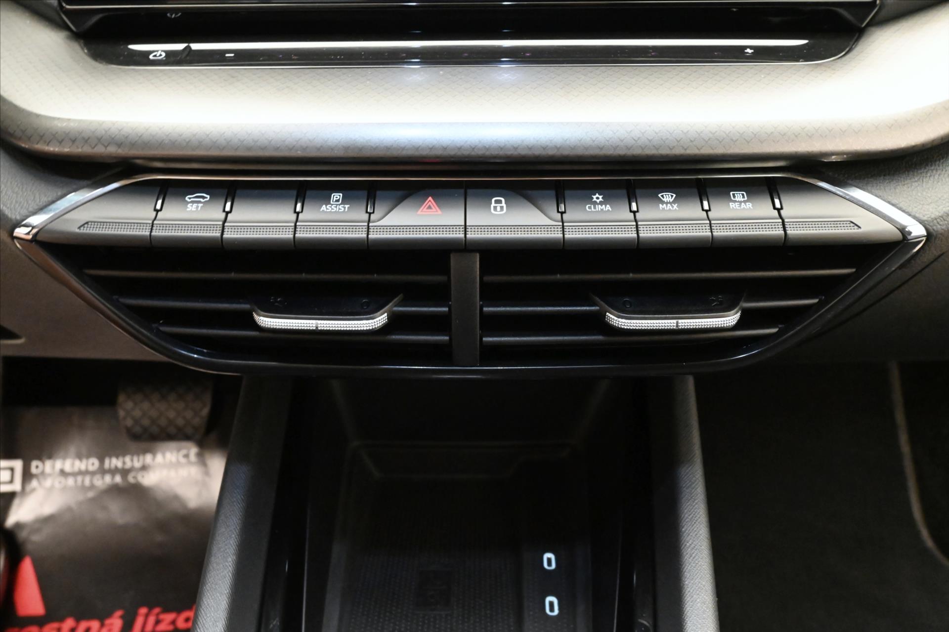 Main photo of the car Skoda Octavia 2,0 TDI 110kW DSG Ambition Záruka až 5 let (21)