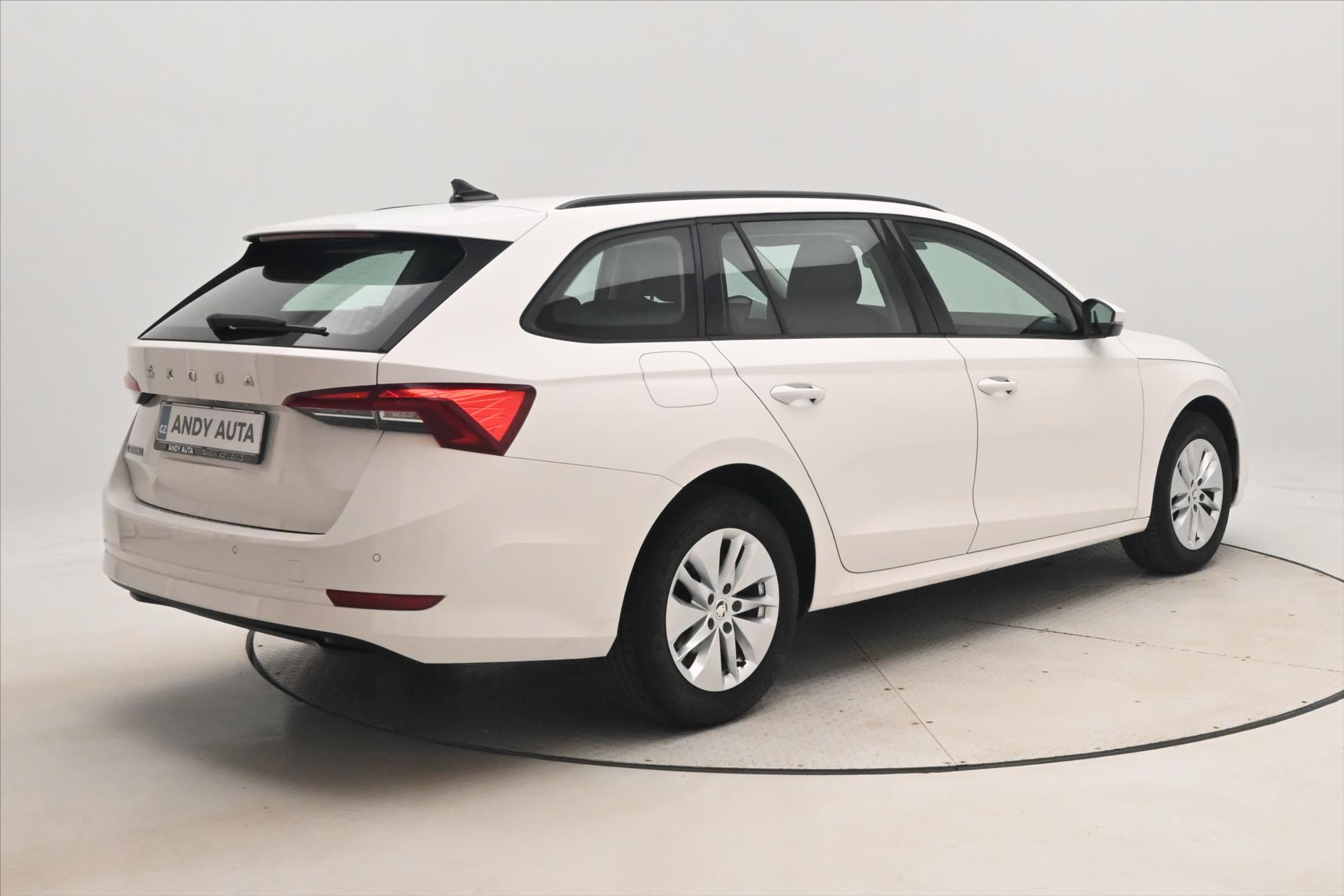 Main photo of the car Skoda Octavia 2,0 TDI 110kW DSG Ambition Záruka až 5 let (6)
