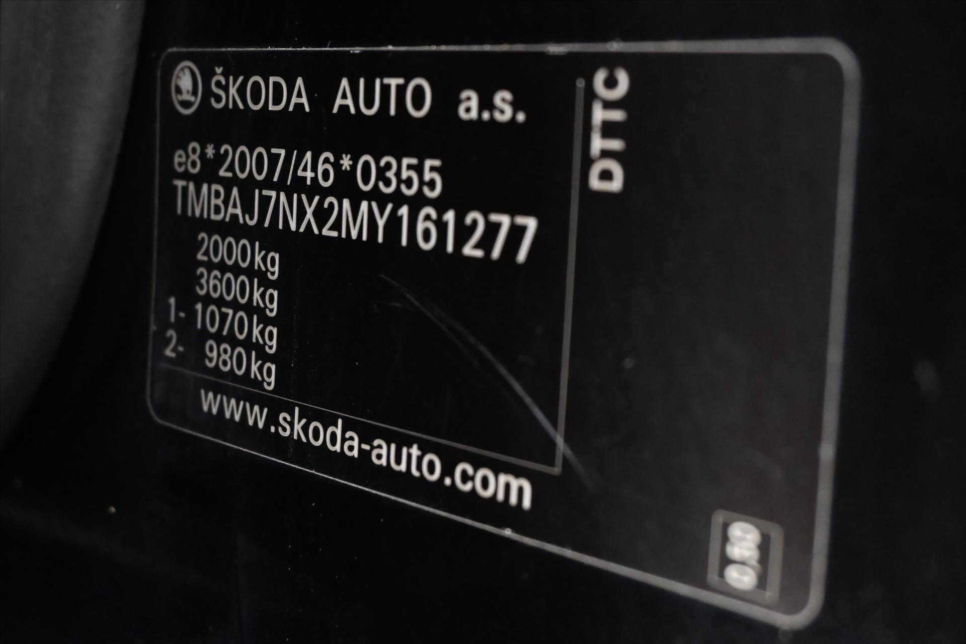 Hlavní fotografie vozu Škoda Octavia 2,0 TDI 110kW DSG Style Záruka až 5 let (12)