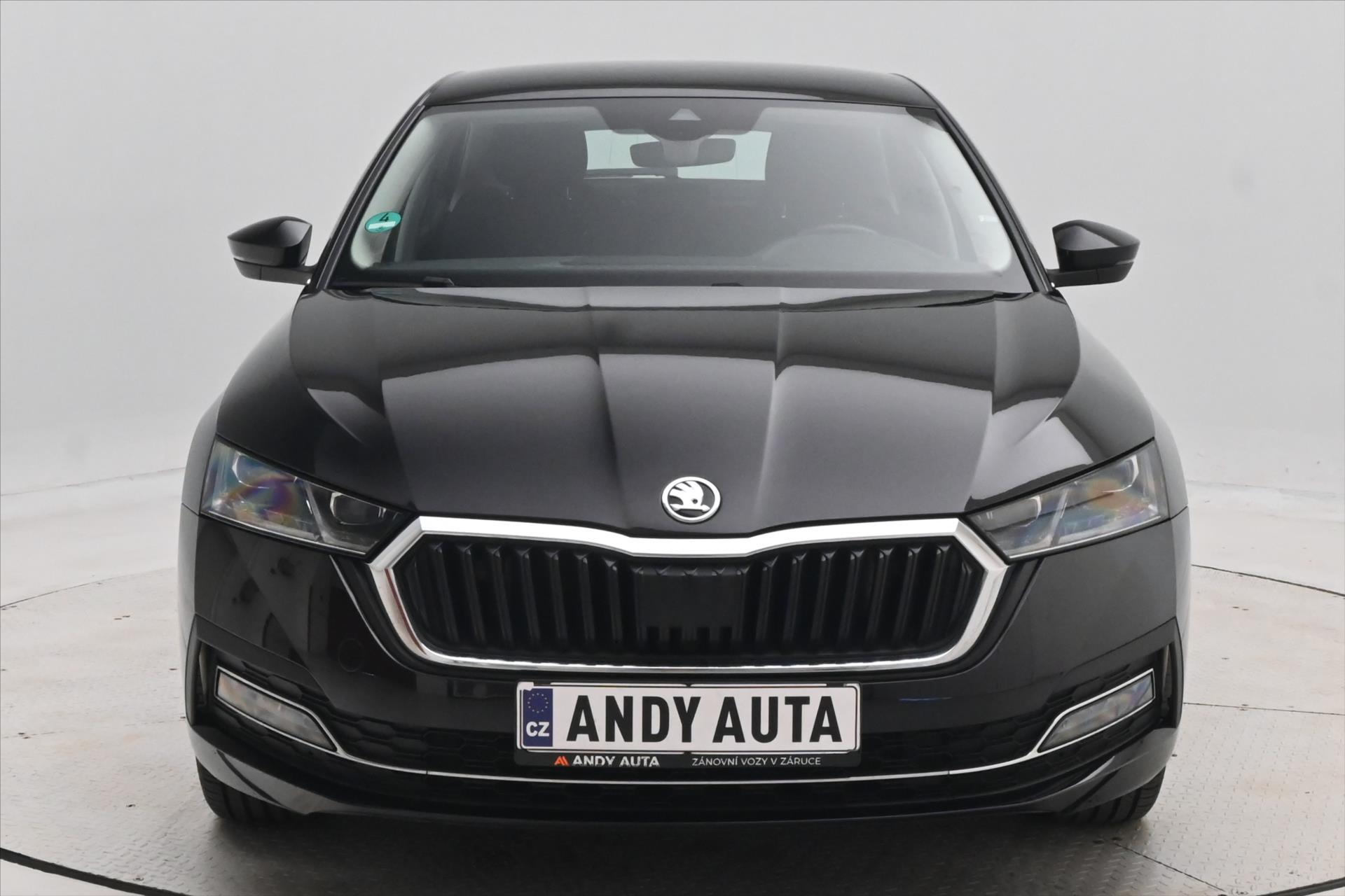 Hlavní fotografie vozu Škoda Octavia 2,0 TDI 110kW DSG Style Záruka až 5 let (2)