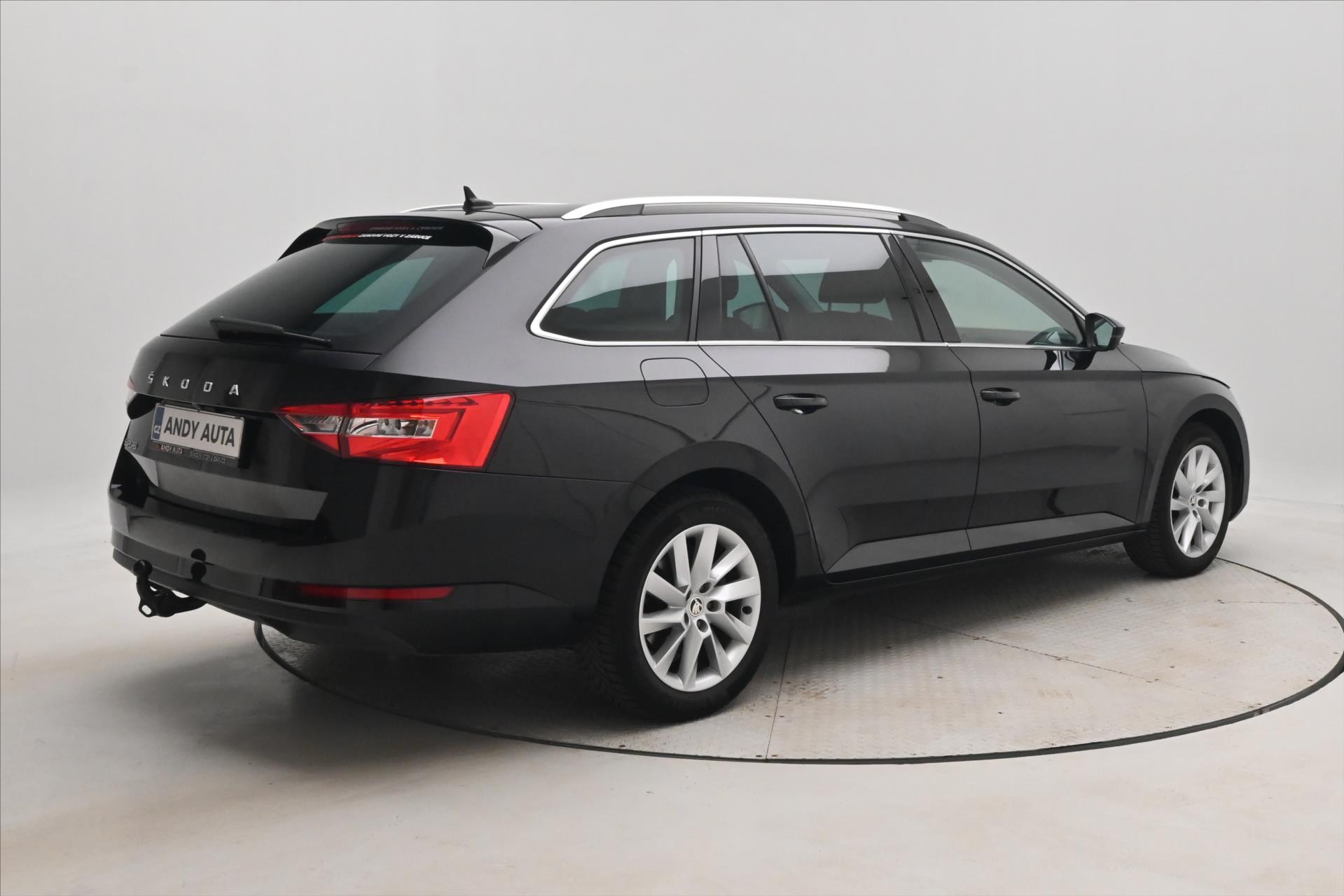 Hlavní fotografie vozu Škoda Superb 1,5 TSI 110 kW DSG Business Záruka až 5 let (5)