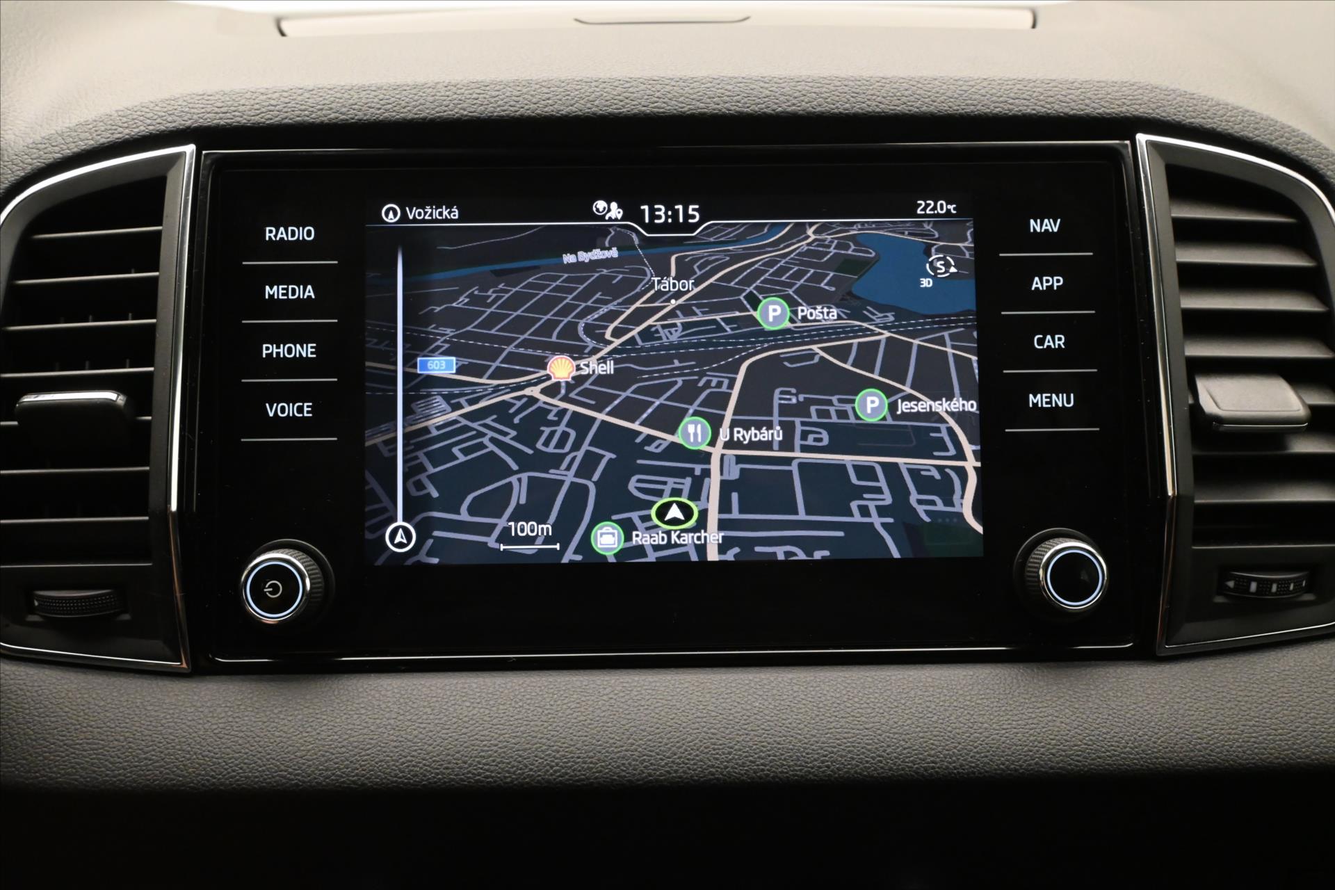 Hlavní fotografie vozu Škoda Karoq 1,5 TSI 110kW Business Záruka až 5 let (20)