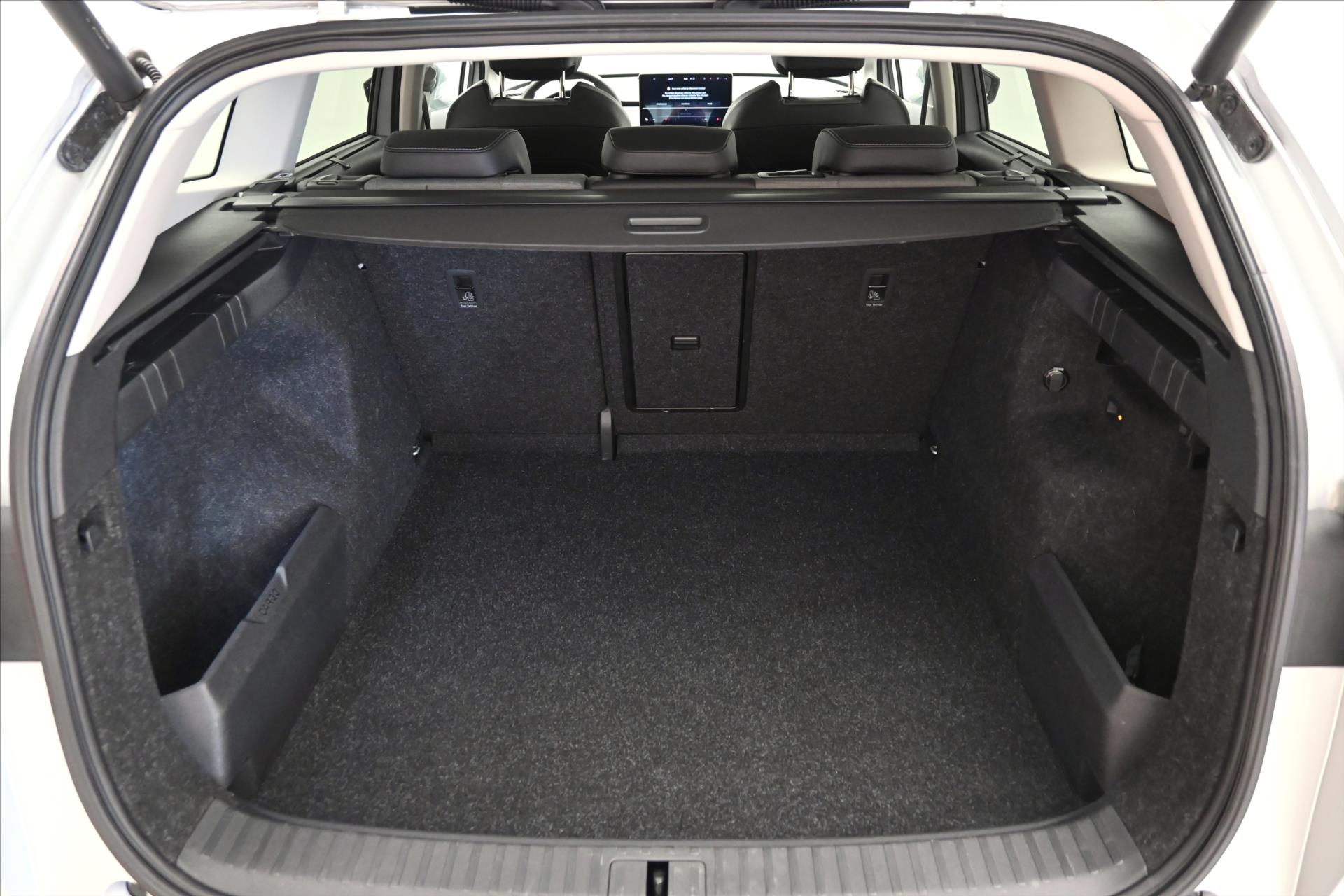 Hlavní fotografie vozu Škoda Enyaq iV 80 150kW 82kW SOH 92% Záruka až 3 roky (10)