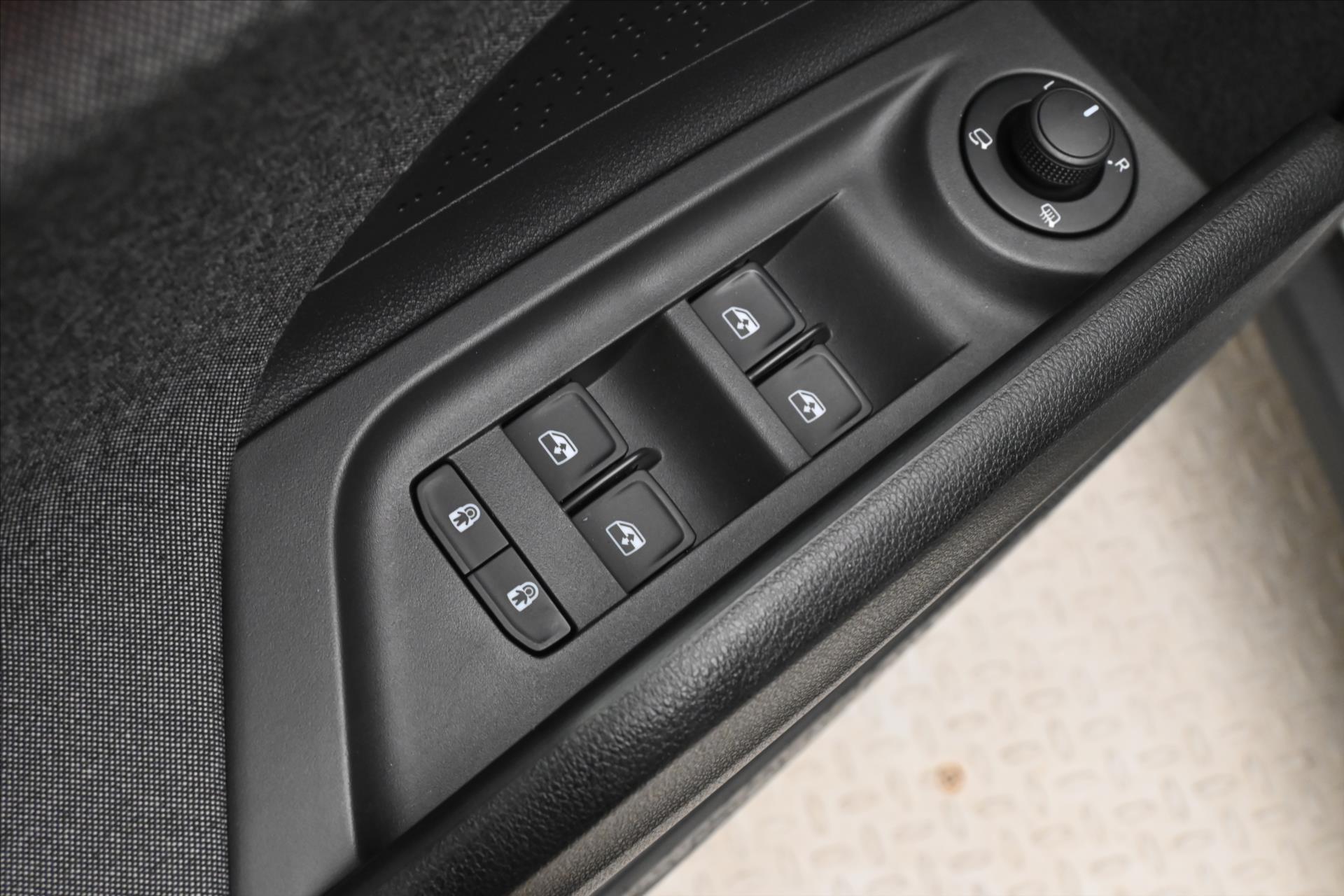 Hlavní fotografie vozu Škoda Enyaq iV 80 150kW 82kW SOH 92% Záruka až 3 roky (25)