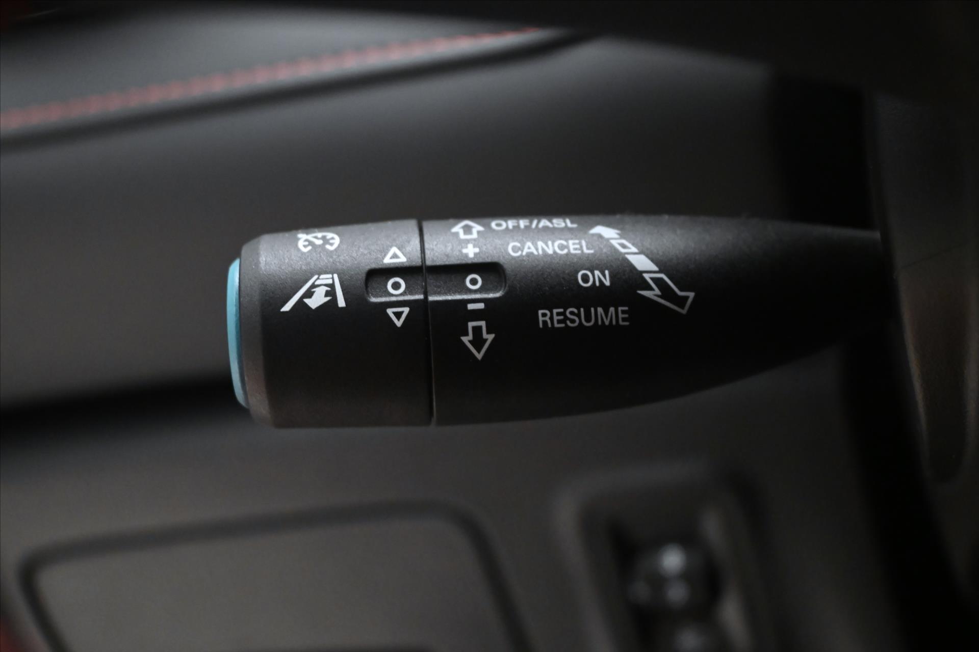 Hlavní fotografie vozu MG eHS 1,5 TGI PHEV 119kW AT Záruka až 5 let (24)