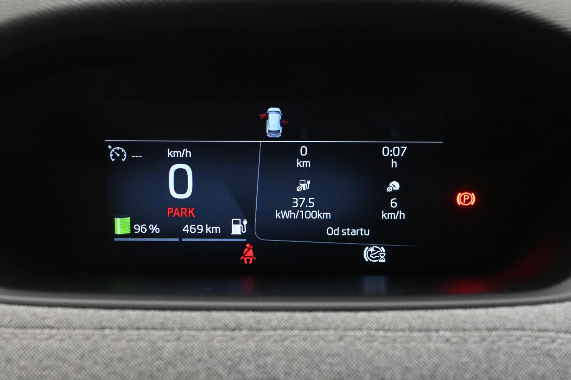 Main photo of the car Skoda Enyaq iV 80 150kW 82kWh Warranty up to 3 years (16)