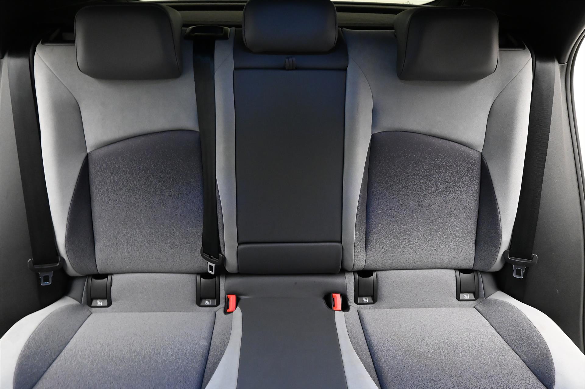 Hlavní fotografie vozu Volkswagen ID.3 Pro Business 150kW 58kWh SOH-87% Záruka až 3 roky (26)