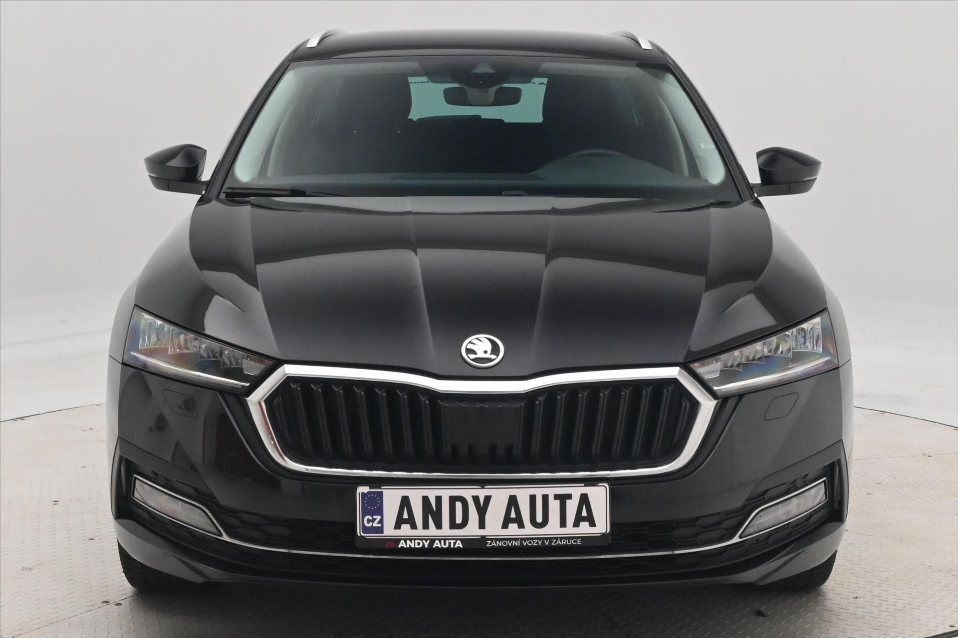 Main photo of the car Skoda Octavia 1.4 TSI iV 150kW DSG Style Warranty up to 5 years (3)