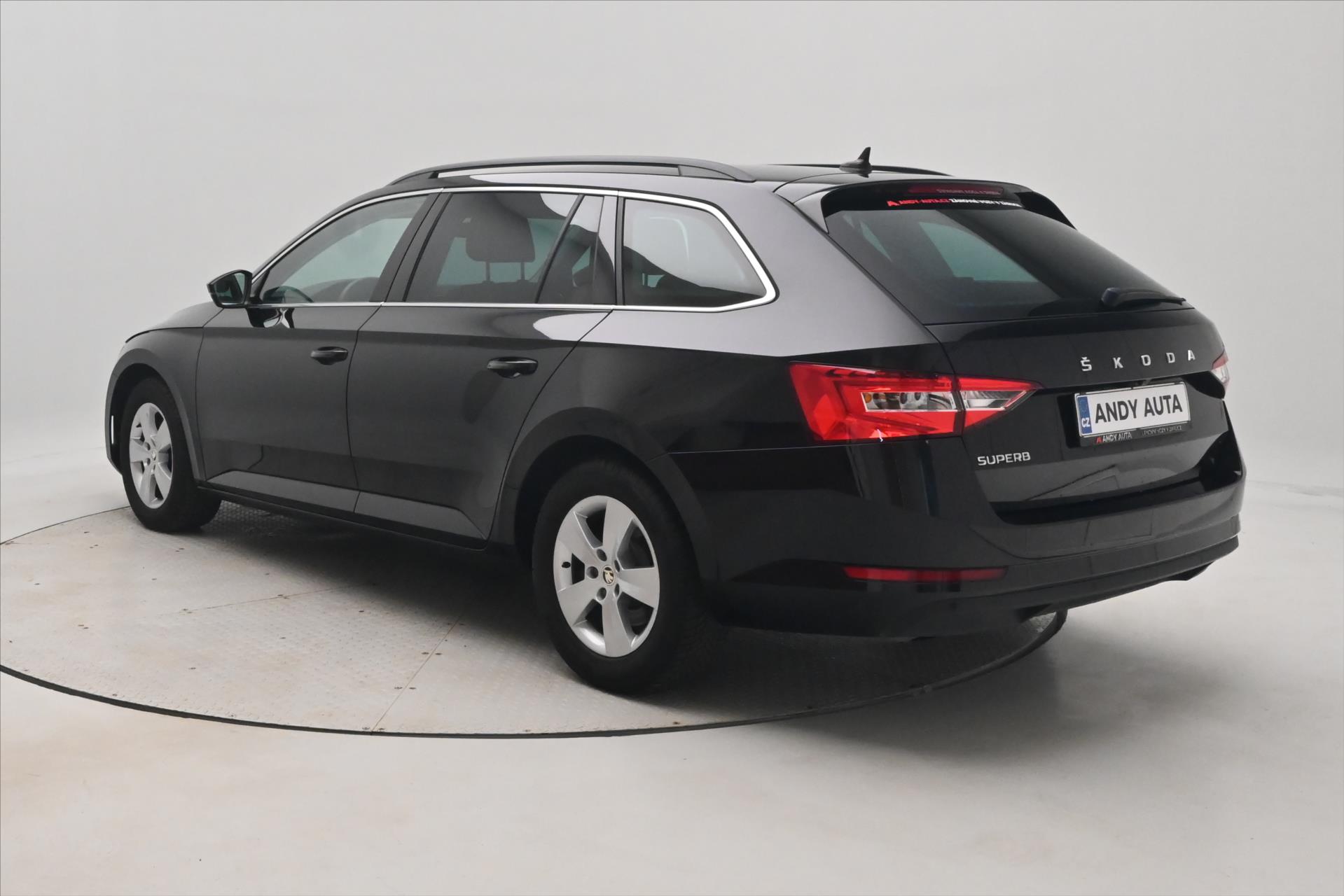 Hlavní fotografie vozu Škoda Superb 2,0 TDI 110kW DSG Clever Záruka až 5 let (8)
