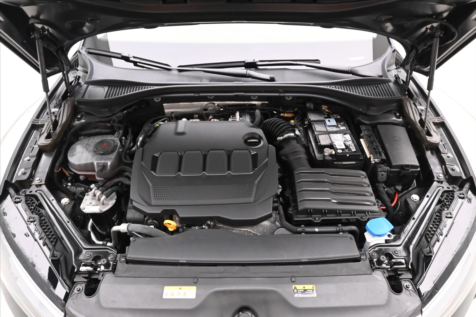 Hlavní fotografie vozu Škoda Superb 2,0 TDI 110kW DSG Clever Záruka až 5 let (10)