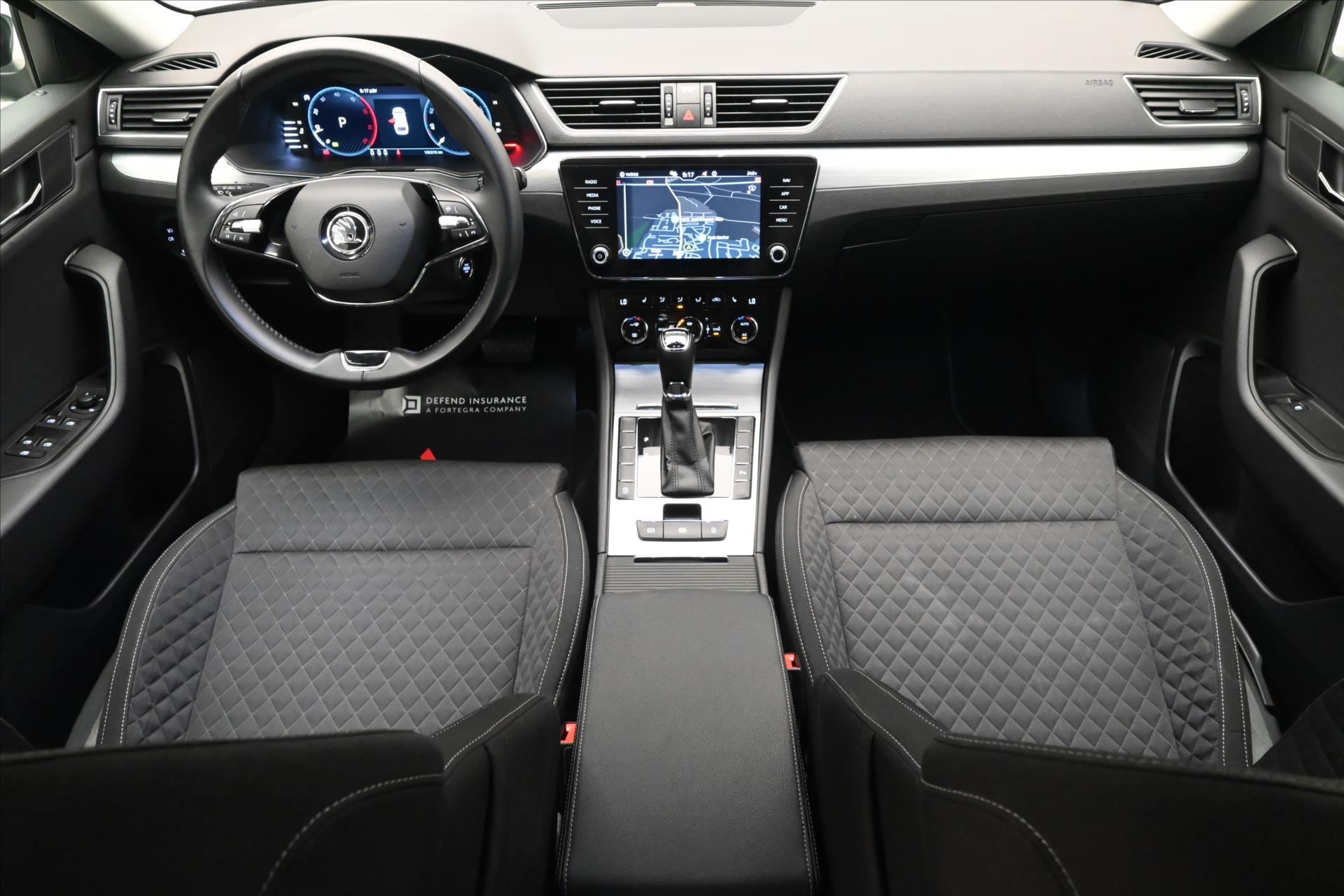 Hlavní fotografie vozu Škoda Superb 2,0 TDI 110kW DSG Clever Záruka až 5 let (16)