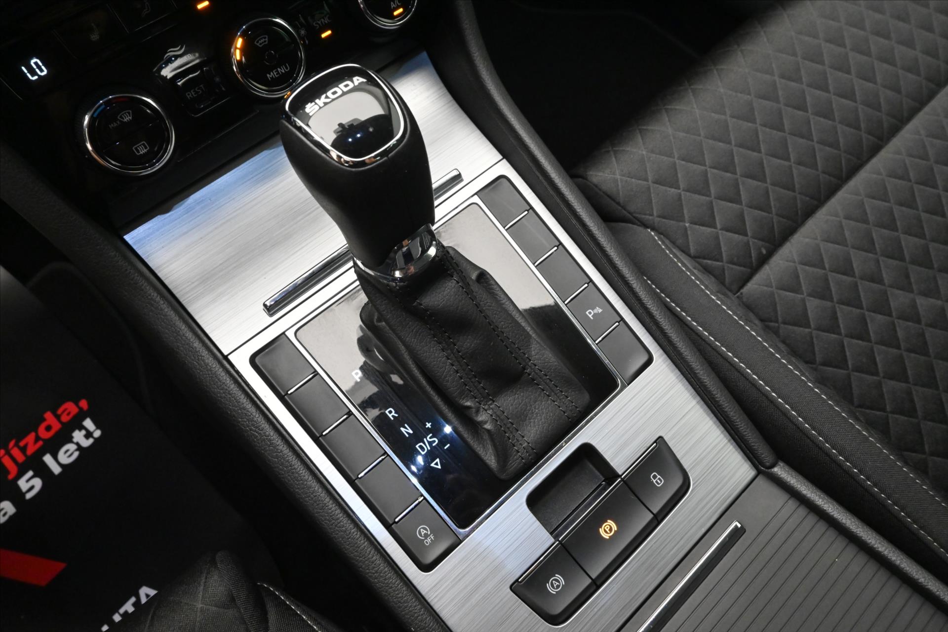 Hlavní fotografie vozu Škoda Superb 2,0 TDI 110kW DSG Clever Záruka až 5 let (23)