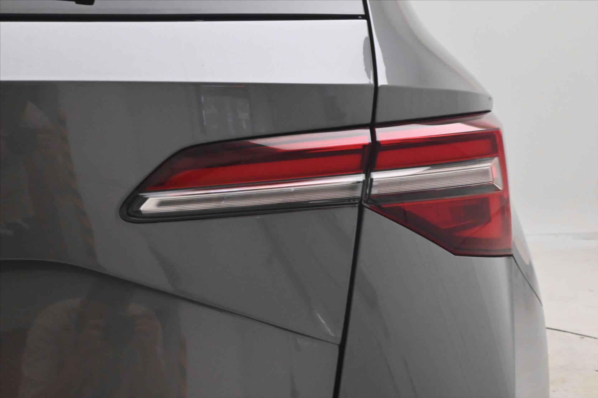 Hlavní fotografie vozu Škoda Karoq 2,0 TDI 110kW DSG 4x4 STYLE Záruka až 5 let (31)