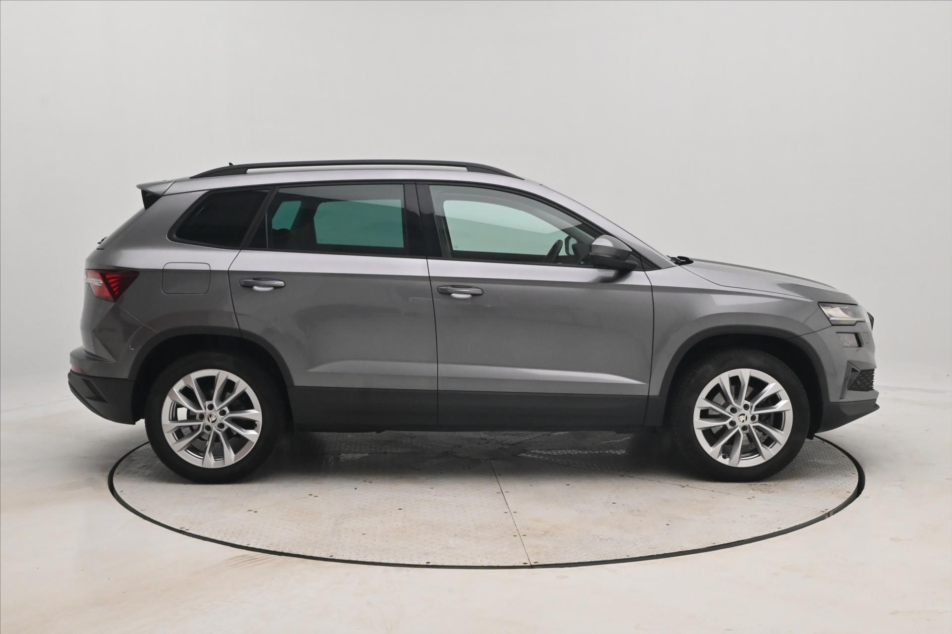 Hlavní fotografie vozu Škoda Karoq 2,0 TDI 110kW DSG 4x4 STYLE Záruka až 5 let (4)