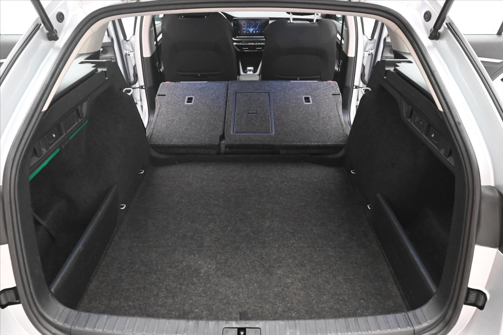 Hlavní fotografie vozu Škoda Octavia 2,0 TDI 110kW DSG Style Záruka až 5 let (12)