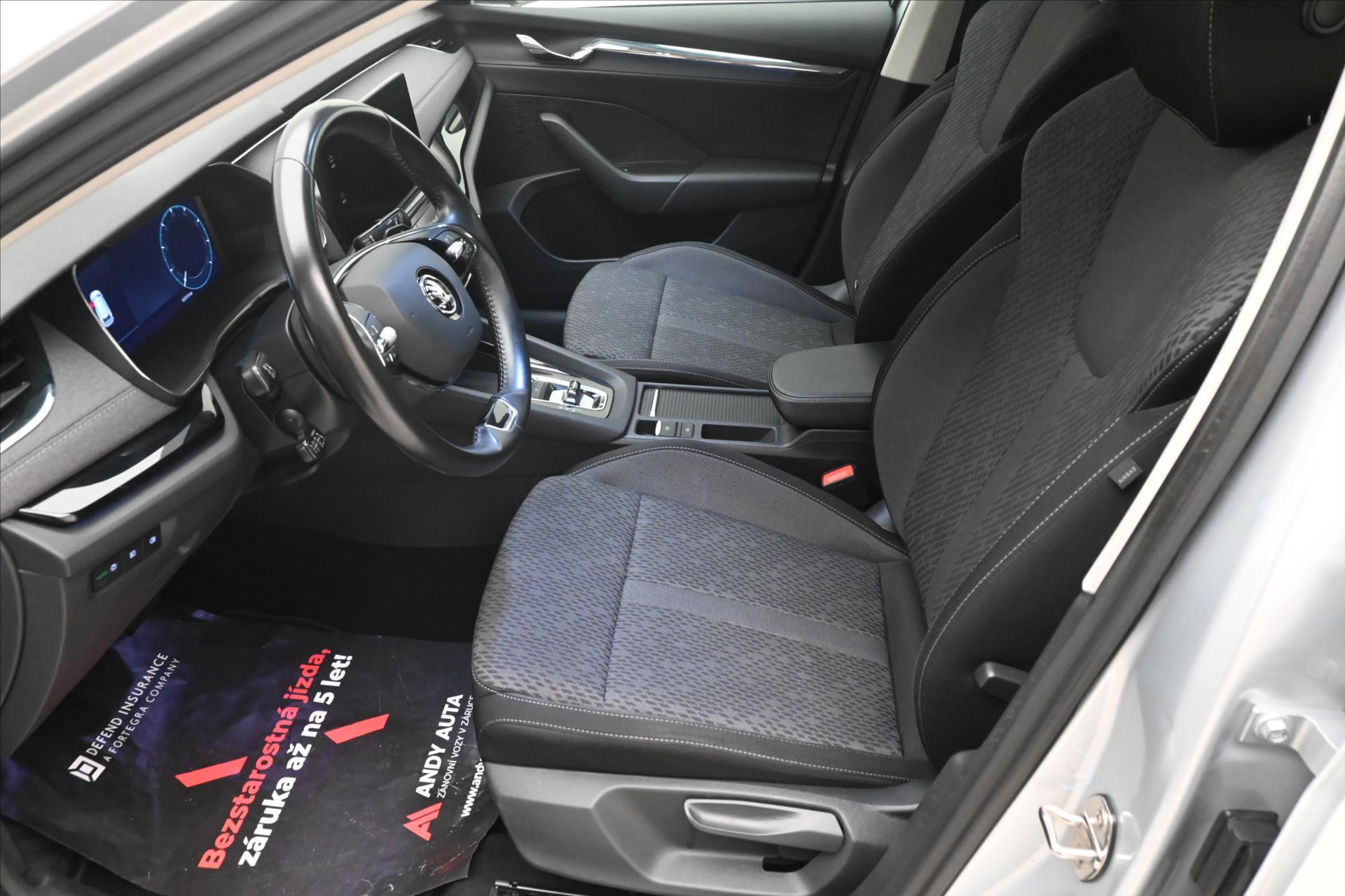 Hlavní fotografie vozu Škoda Octavia 2,0 TDI 110kW DSG Style Záruka až 5 let (14)