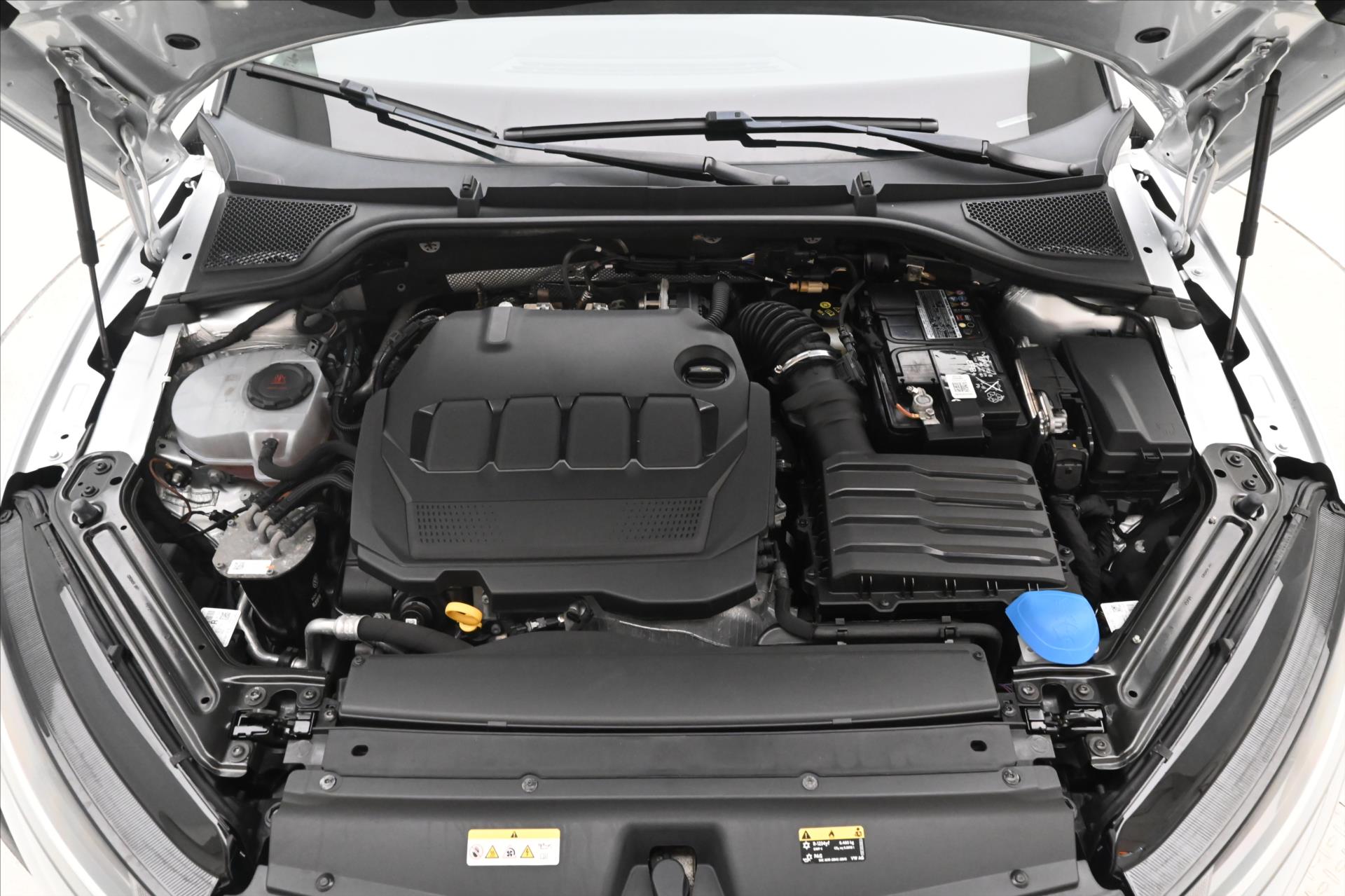 Hlavní fotografie vozu Škoda Octavia 2,0 TDI 110kW DSG Style Záruka až 5 let (9)