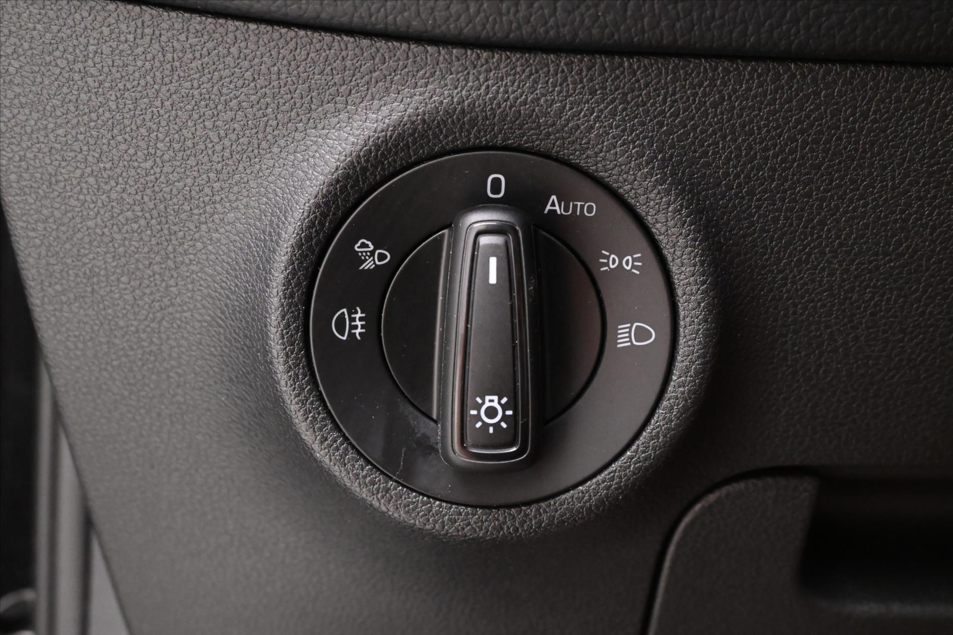 Main photo of the car Skoda Kodiaq 2,0 TDI 110KW DSG Sportline Záruka až 5 let (27)