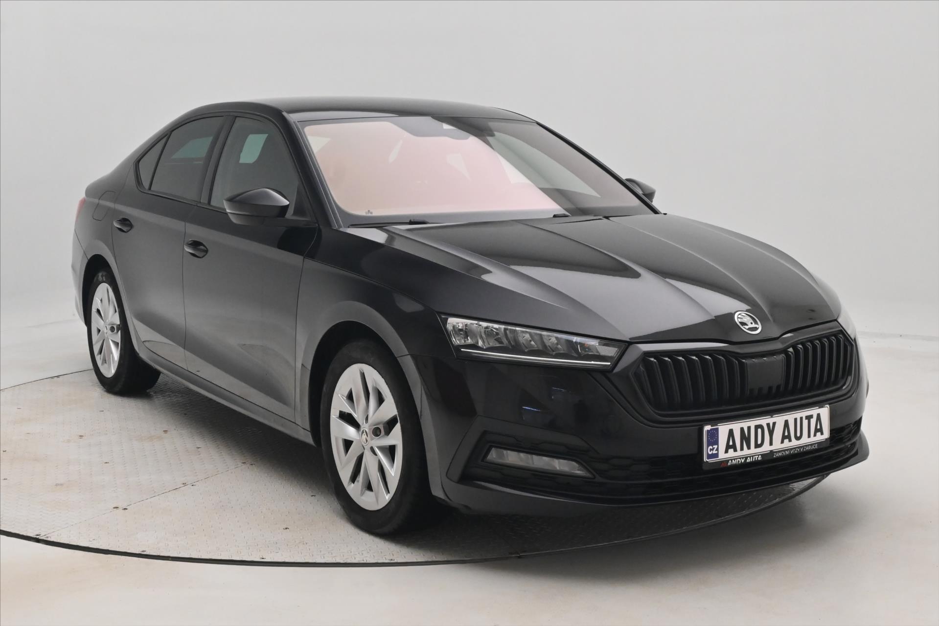 Hlavní fotografie vozu Škoda Octavia 1,5 TSI 110 kW TAŽNÉ NAVI Záruka až 5 let (4)