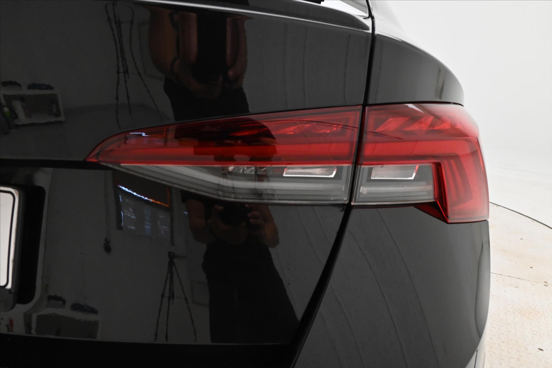 Hlavní fotografie vozu Škoda Octavia 1,5 TSI 110 kW TAŽNÉ NAVI Záruka až 5 let (32)