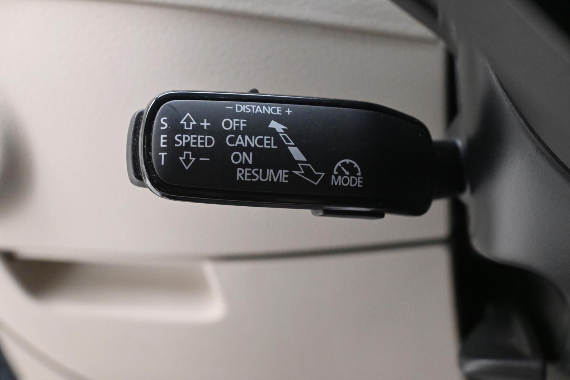 Hlavní fotografie vozu Škoda Superb 2,0 TDI 140 kW DSG L&K Záruka až 5 let (24)