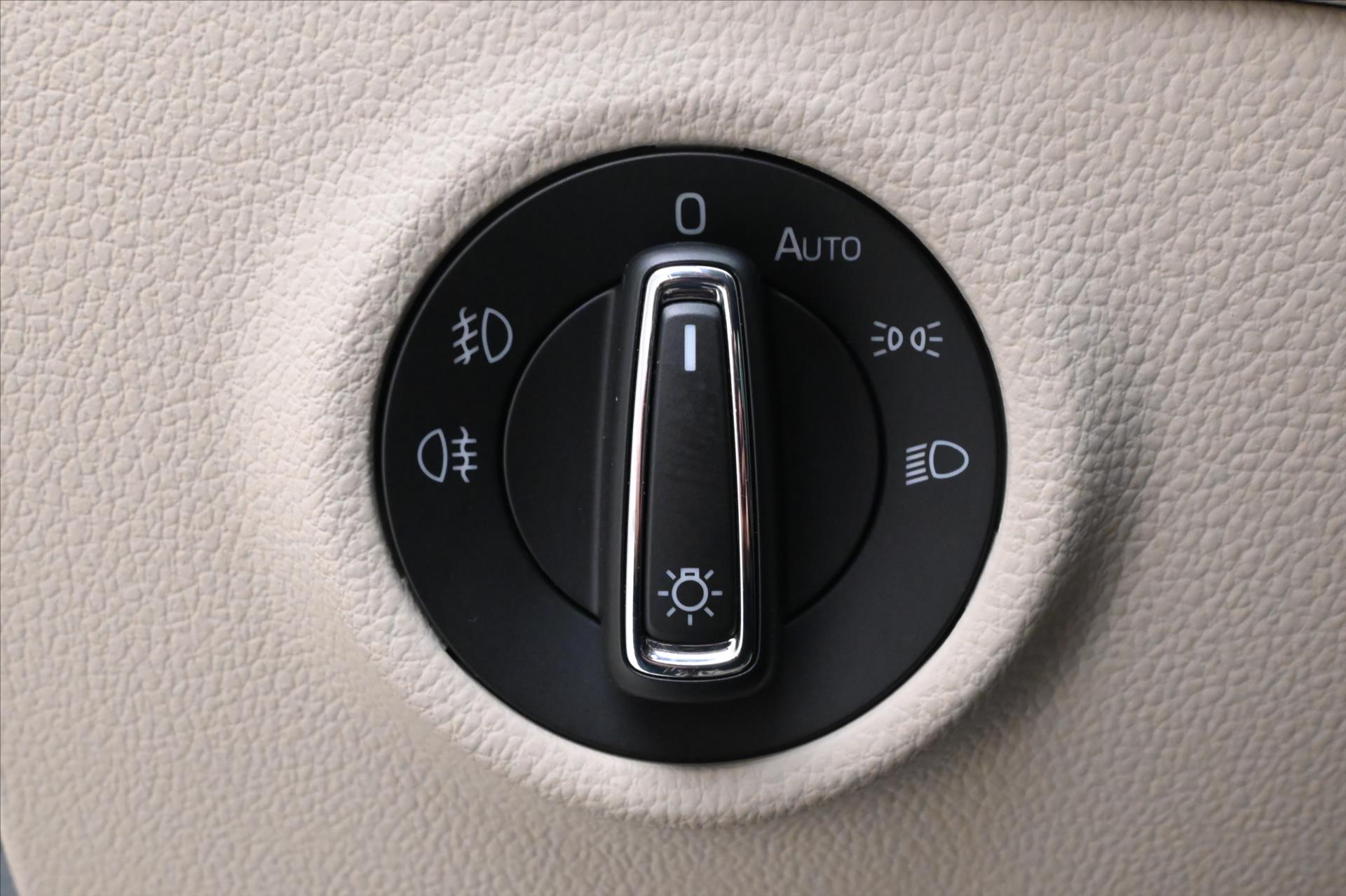 Hlavní fotografie vozu Škoda Superb 2,0 TDI 140 kW DSG L&K Záruka až 5 let (27)