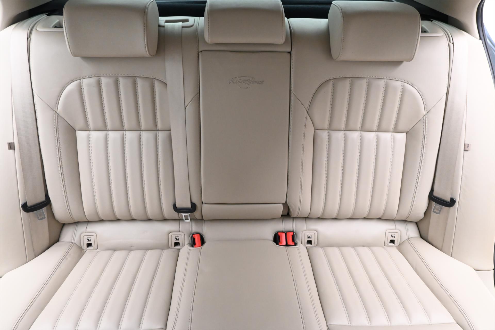 Hlavní fotografie vozu Škoda Superb 2,0 TDI 140 kW DSG L&K Záruka až 5 let (29)