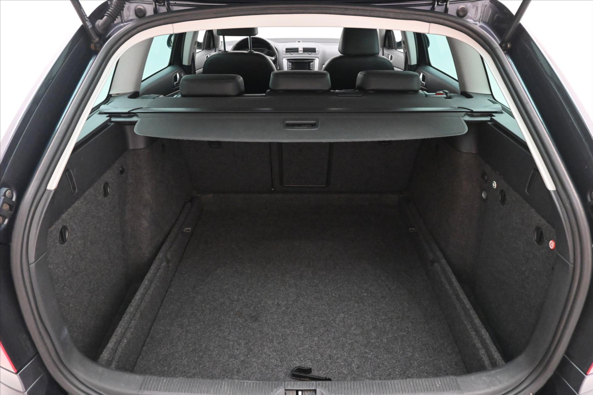 Hlavní fotografie vozu Škoda Octavia 2,0 TDI 103 kW nová STK TAŽNÉ (10)