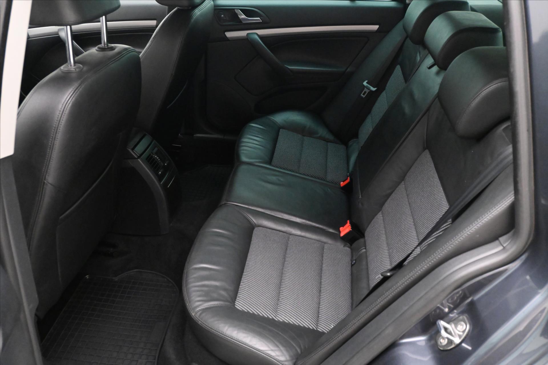 Hlavní fotografie vozu Škoda Octavia 2,0 TDI 103 kW nová STK TAŽNÉ (14)