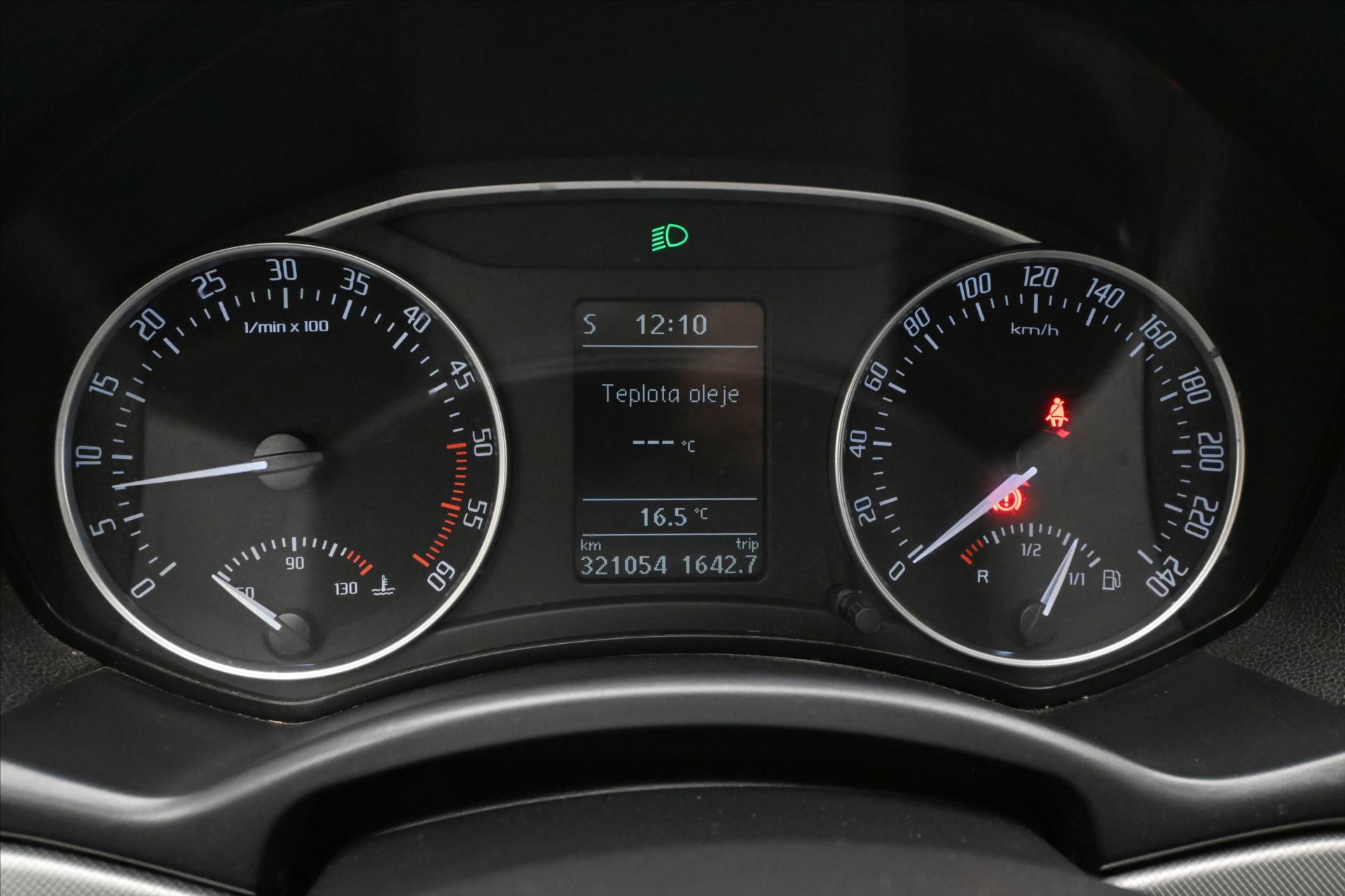 Hlavní fotografie vozu Škoda Octavia 2,0 TDI 103 kW nová STK TAŽNÉ (16)