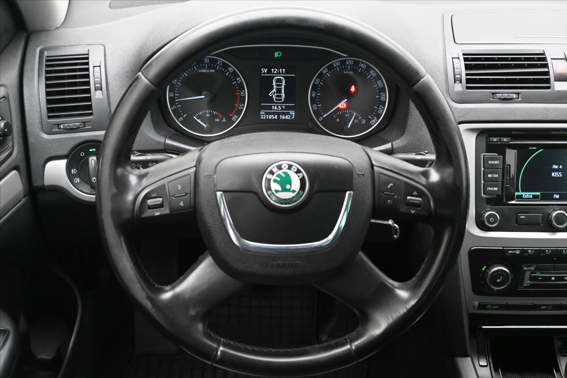 Hlavní fotografie vozu Škoda Octavia 2,0 TDI 103 kW nová STK TAŽNÉ (18)