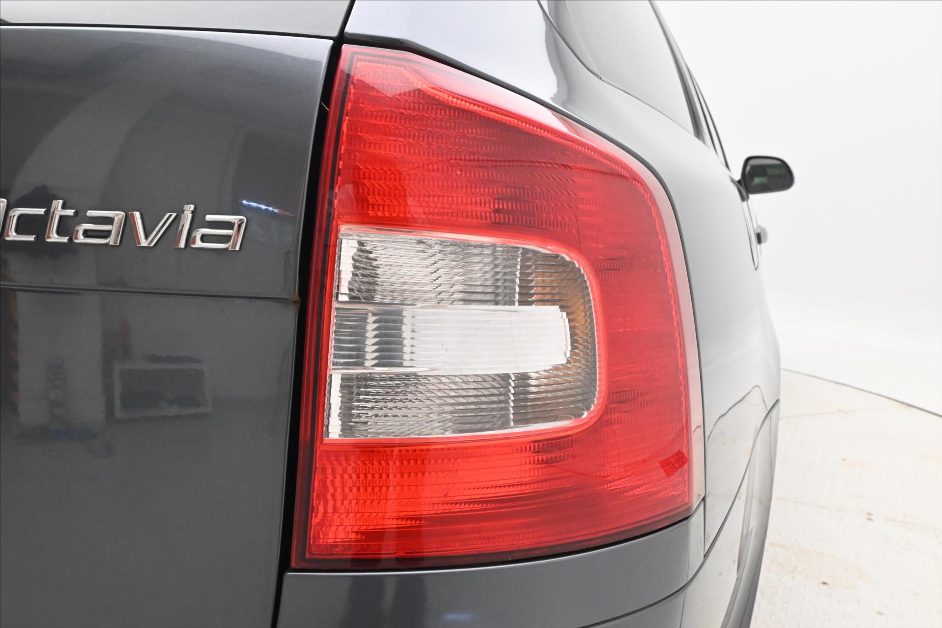 Hlavní fotografie vozu Škoda Octavia 2,0 TDI 103 kW nová STK TAŽNÉ (28)
