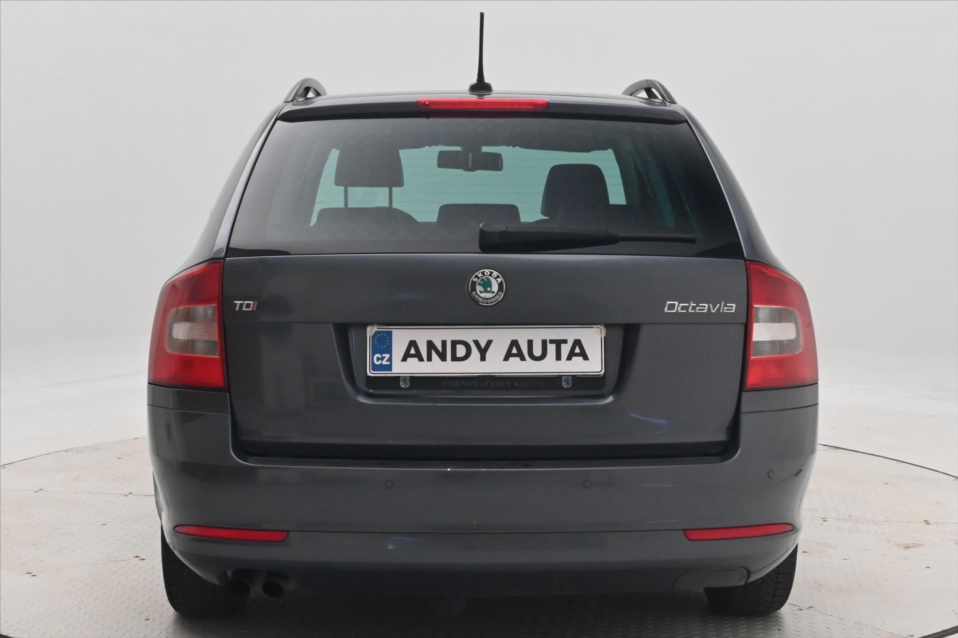 Hlavní fotografie vozu Škoda Octavia 2,0 TDI 103 kW nová STK TAŽNÉ (6)