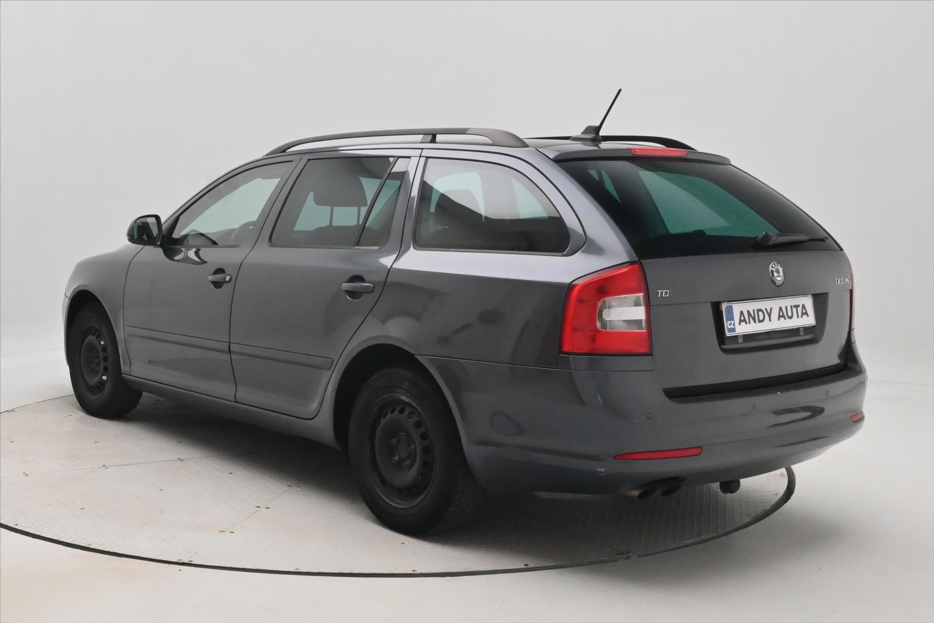 Hlavní fotografie vozu Škoda Octavia 2,0 TDI 103 kW nová STK TAŽNÉ (7)