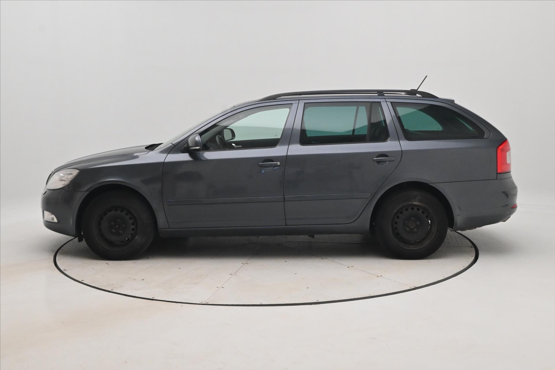 Hlavní fotografie vozu Škoda Octavia 2,0 TDI 103 kW nová STK TAŽNÉ (8)