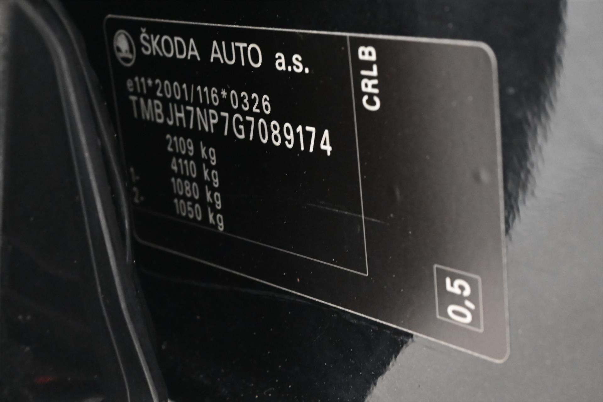 Main photo of the car Skoda Superb 2.0 TDI 110kW STYLE DSG (12)