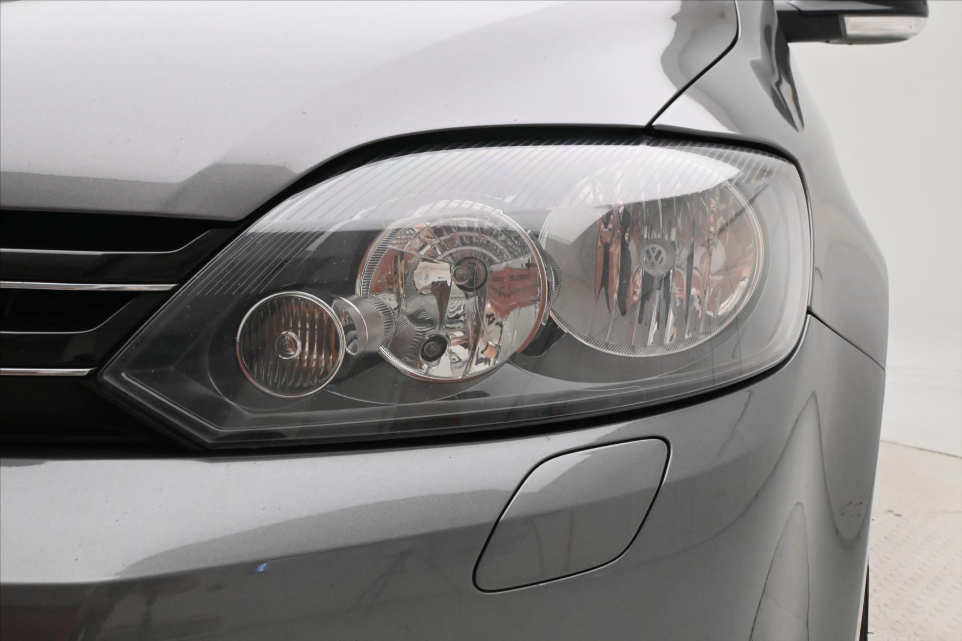 Hlavní fotografie vozu Volkswagen Golf Plus 1,6 TDI 77kW KLIMA Tažné (27)