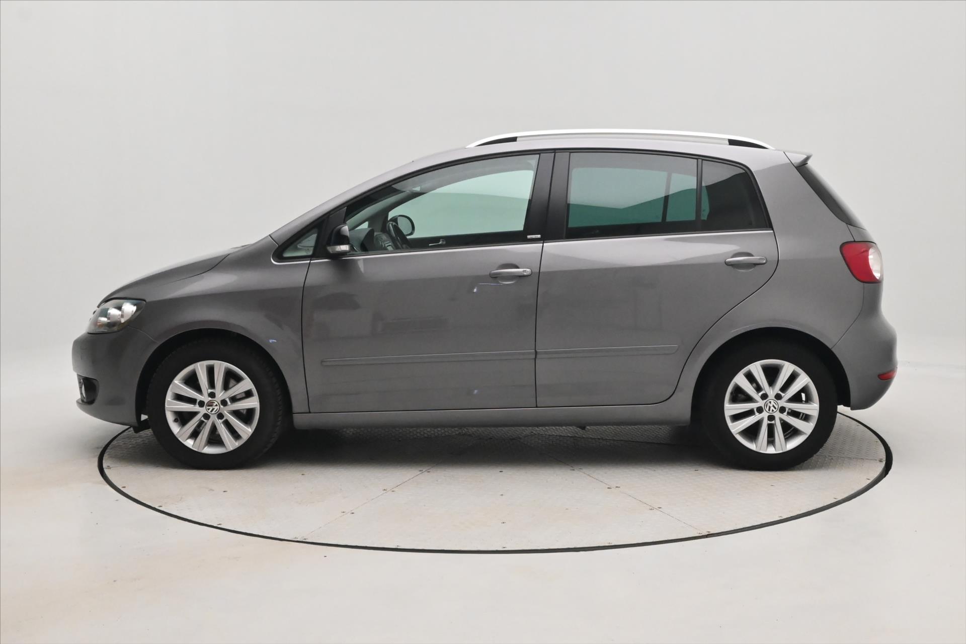 Hlavní fotografie vozu Volkswagen Golf Plus 1,6 TDI 77kW KLIMA Tažné (8)