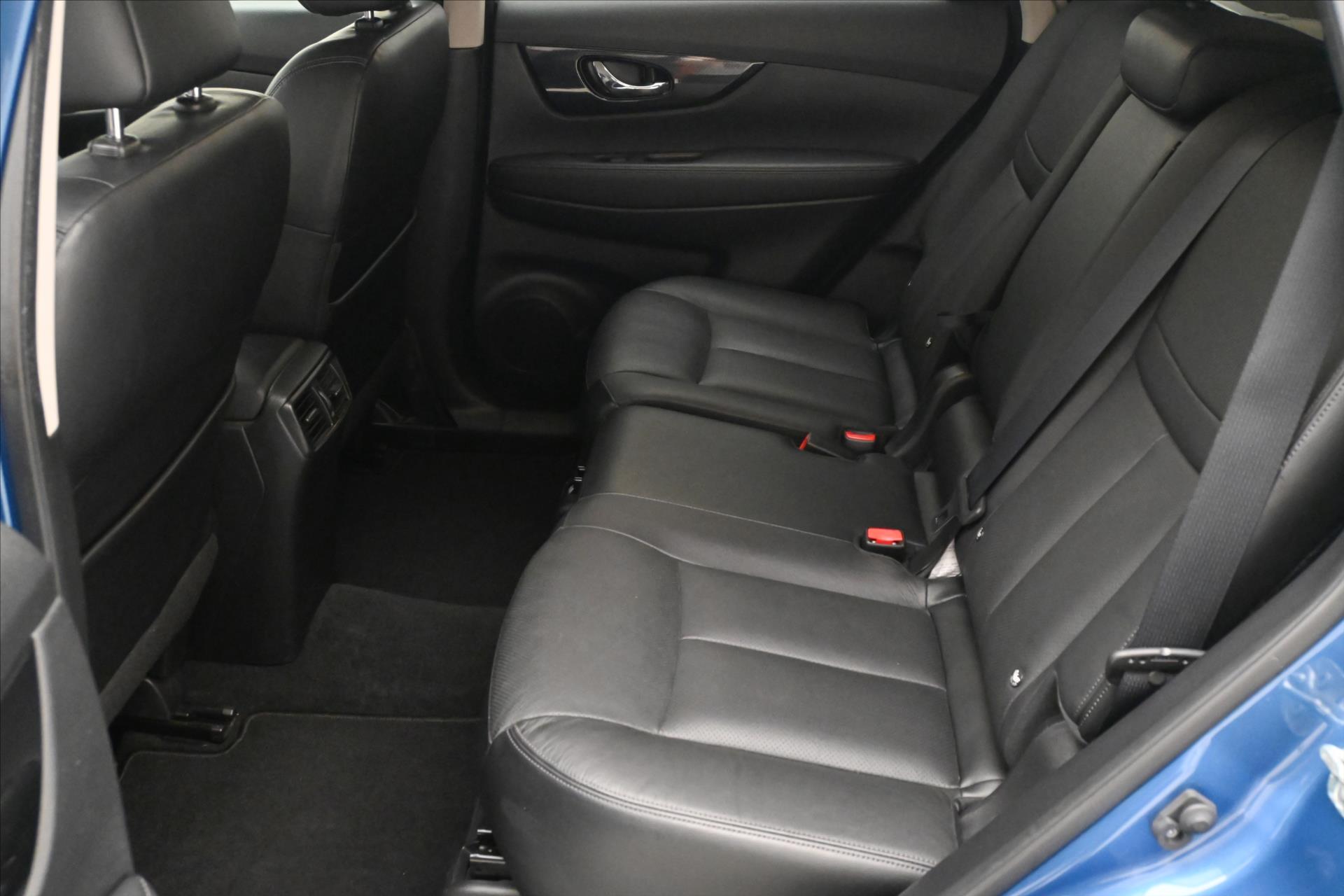 Hlavní fotografie vozu Nissan X-Trail 1,8 dCi 110kW 4x4 AT Panorama Záruka až 5 let (14)