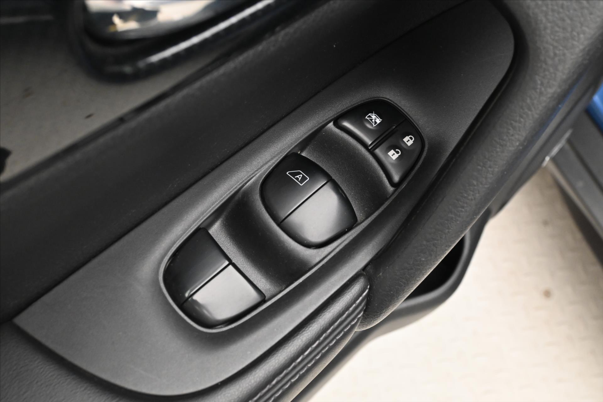 Hlavní fotografie vozu Nissan X-Trail 1,8 dCi 110kW 4x4 AT Panorama Záruka až 5 let (24)