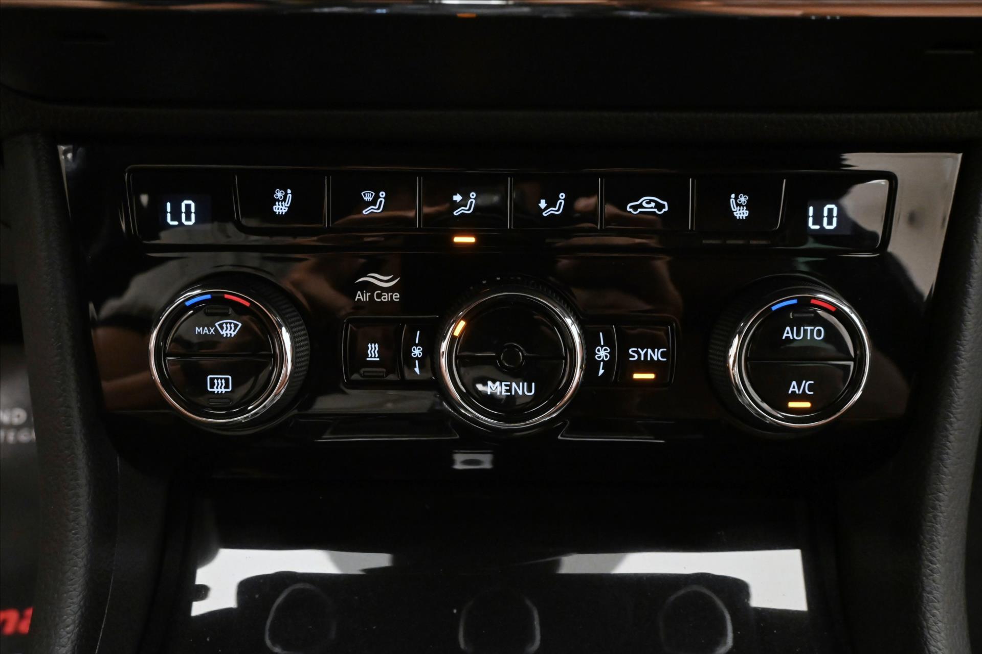 Hlavní fotografie vozu Škoda Superb 2,0 TSI 206kW L&K DSG 4x4 Záruka až 5 let (21)