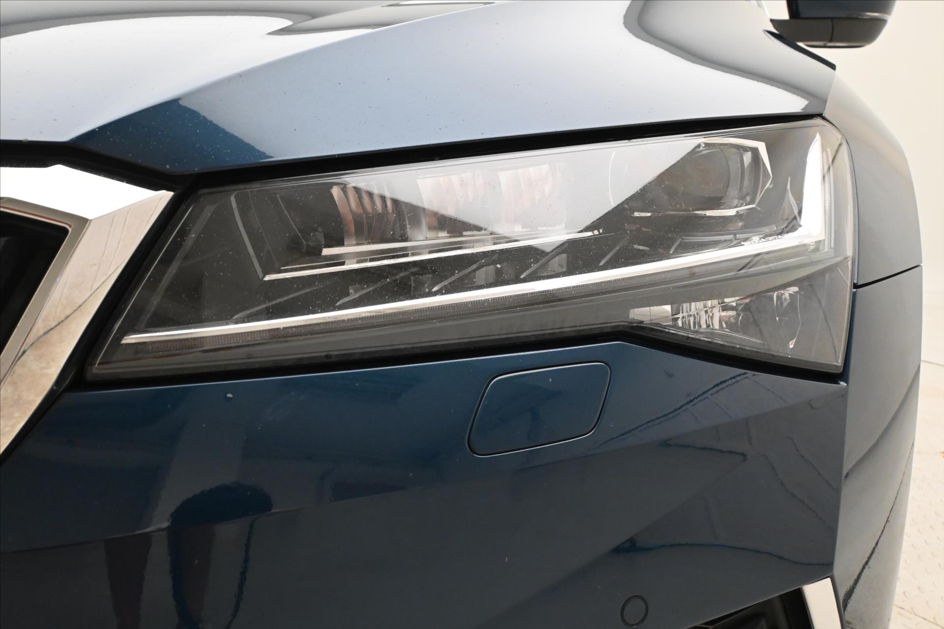 Hlavní fotografie vozu Škoda Superb 2,0 TSI 206kW L&K DSG 4x4 Záruka až 5 let (30)