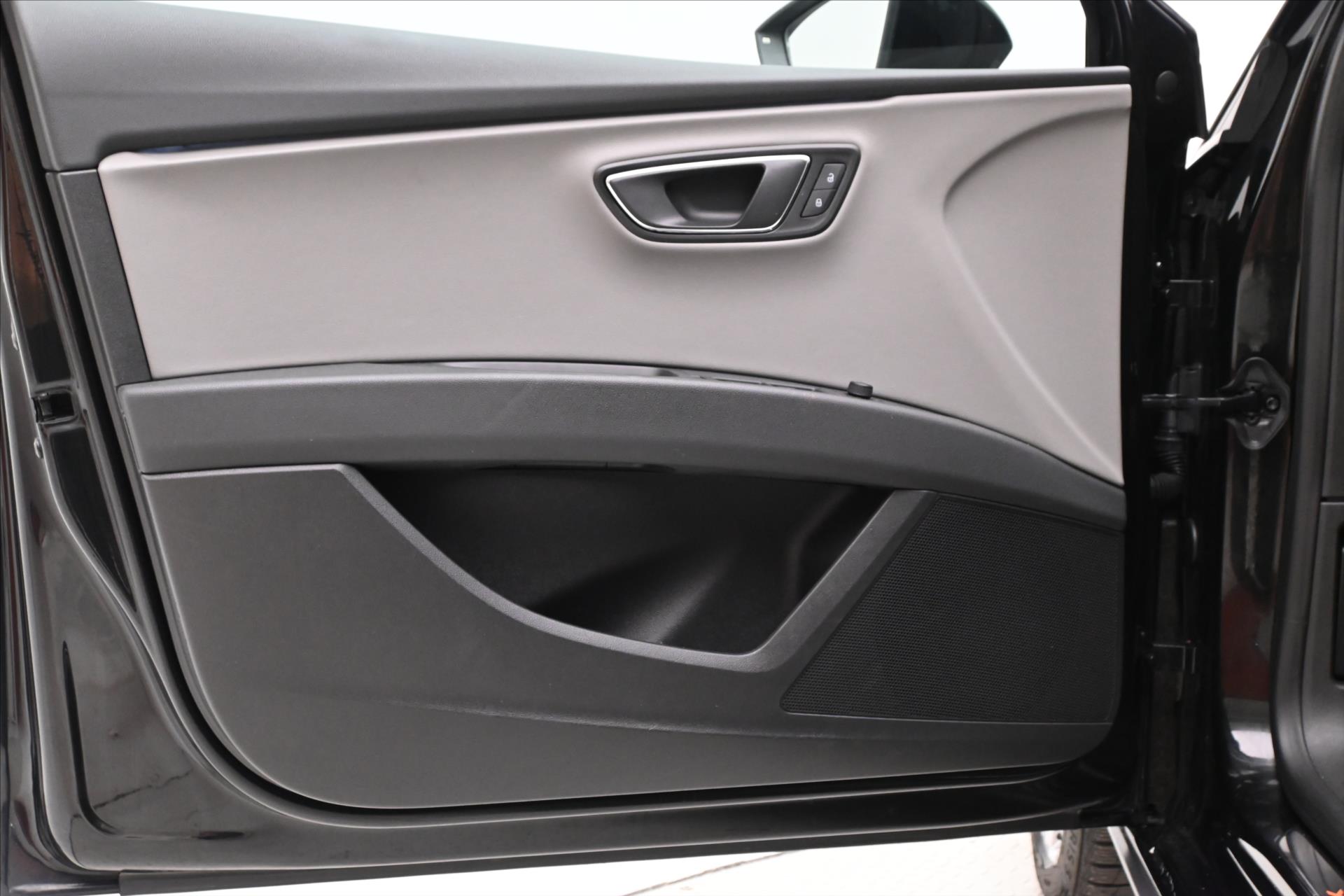 Main photo of the car Seat Leon 2.0 TDI 110 kW 4x4 X-Perience Warranty up to 5 years (24)