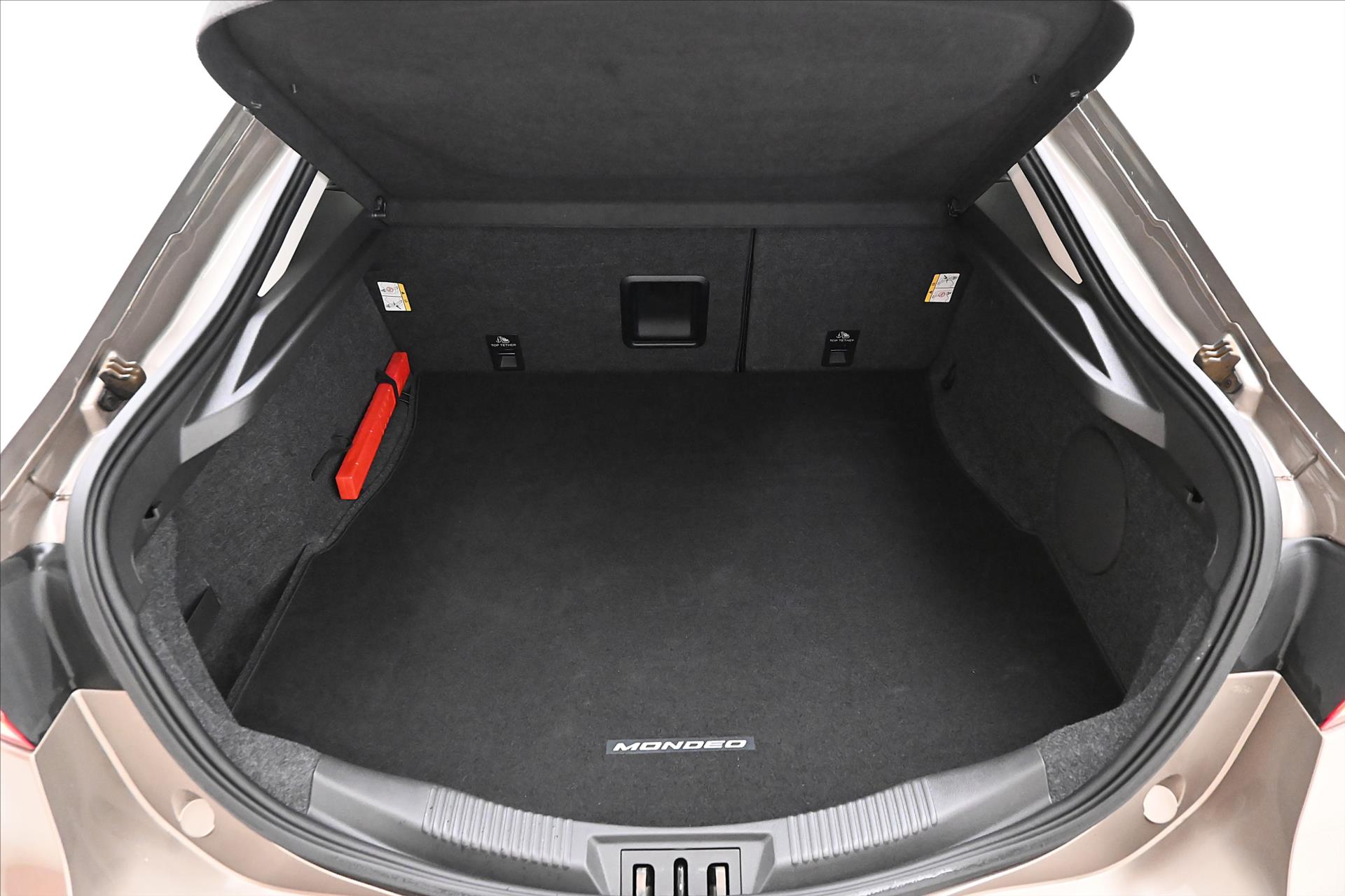 Main photo of the car Ford Mondeo 2.0 TDCi Duratorq 112 kW Titanium Warranty (11)