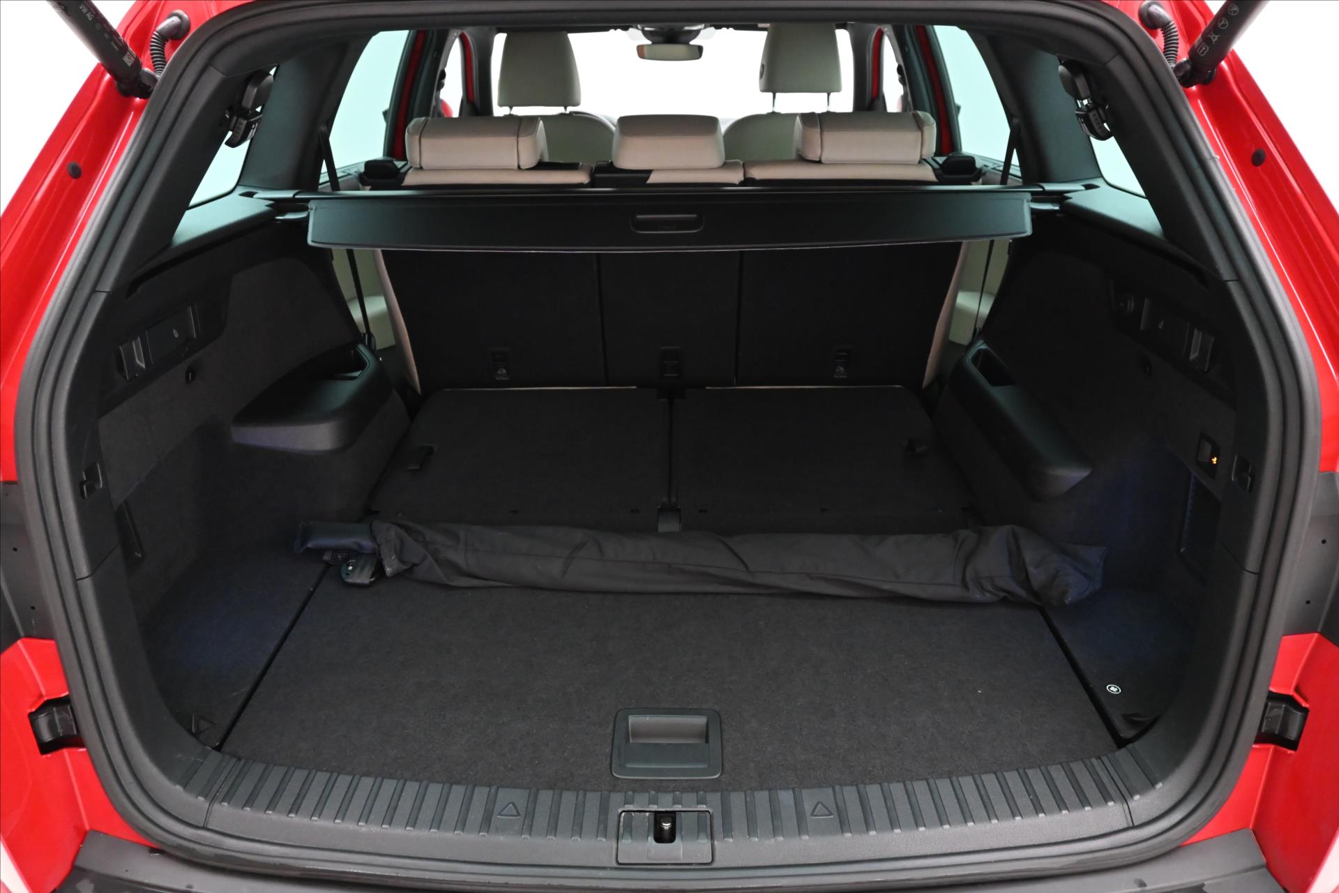 Main photo of the car Skoda Kodiaq 2.0 TDI 110 kW DSG L&K 7 Seats Warranty up to 5 years (11)
