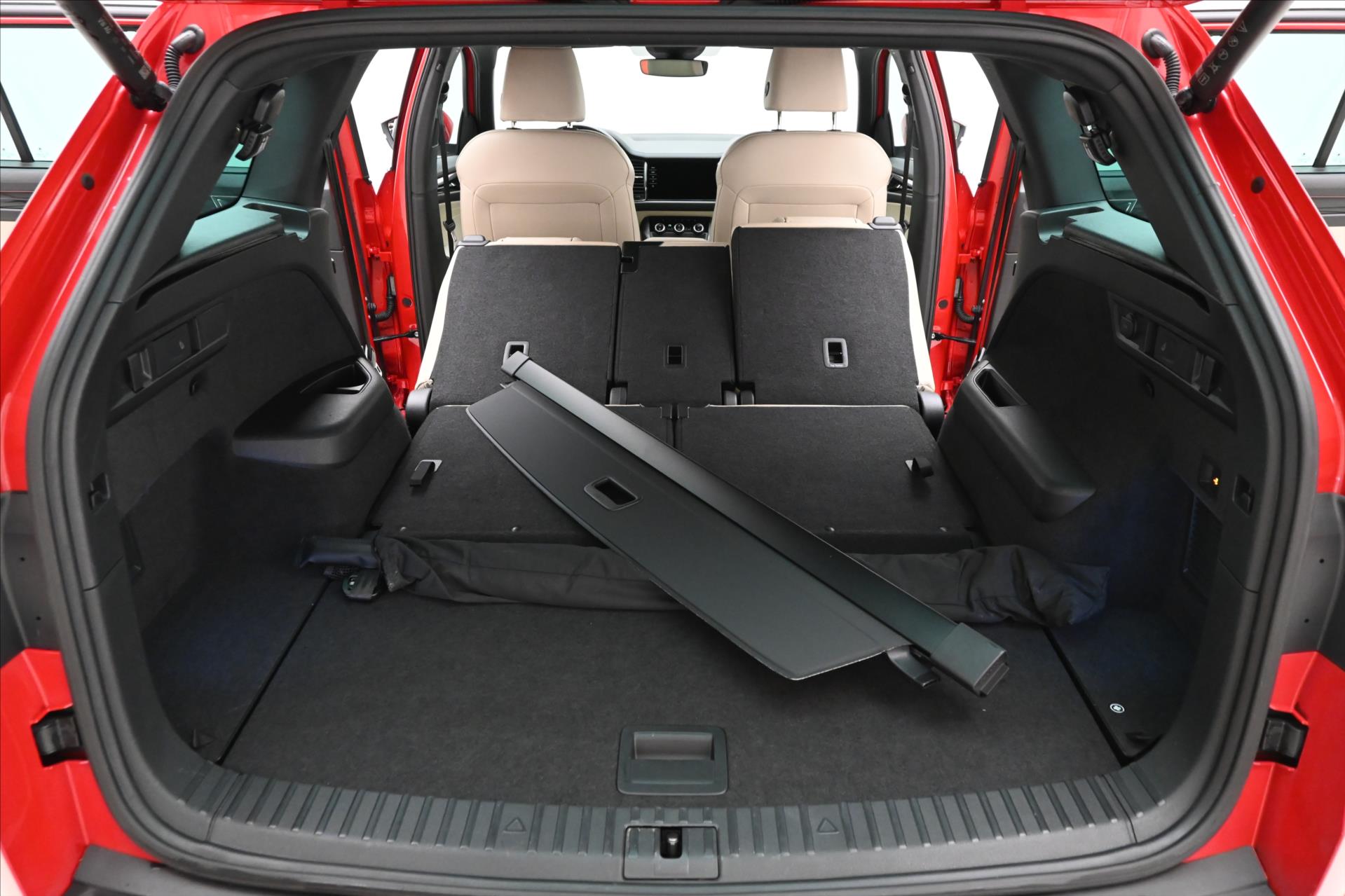 Main photo of the car Skoda Kodiaq 2.0 TDI 110 kW DSG L&K 7 Seats Warranty up to 5 years (13)